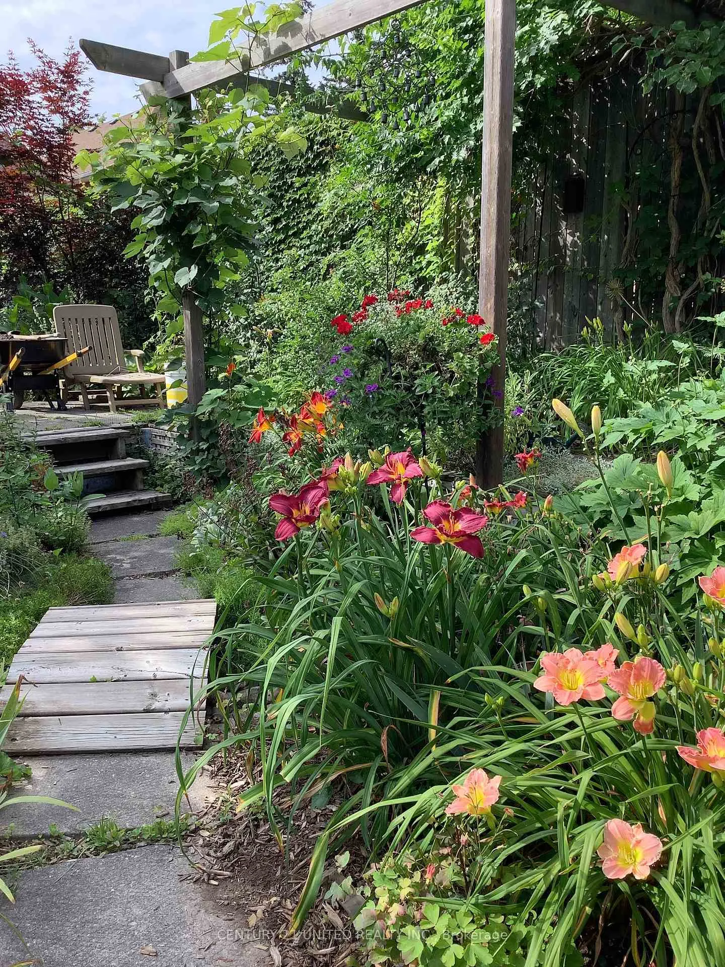 Photo 34 of 458 Driscoll Terrace, Peterborough, Ashburnham Ward 4 — HOMEH
