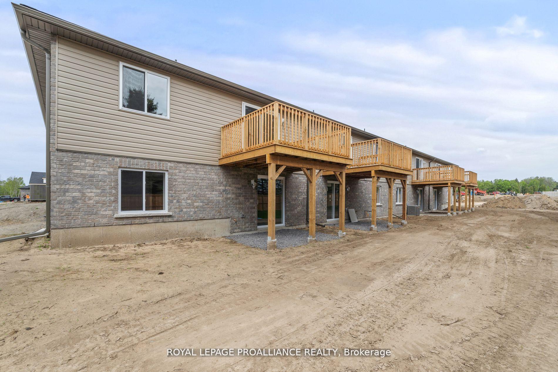 Photo 26 of 19 Clayton John Avenue, Prince Edward County, Sophiasburg Ward — HOMEH