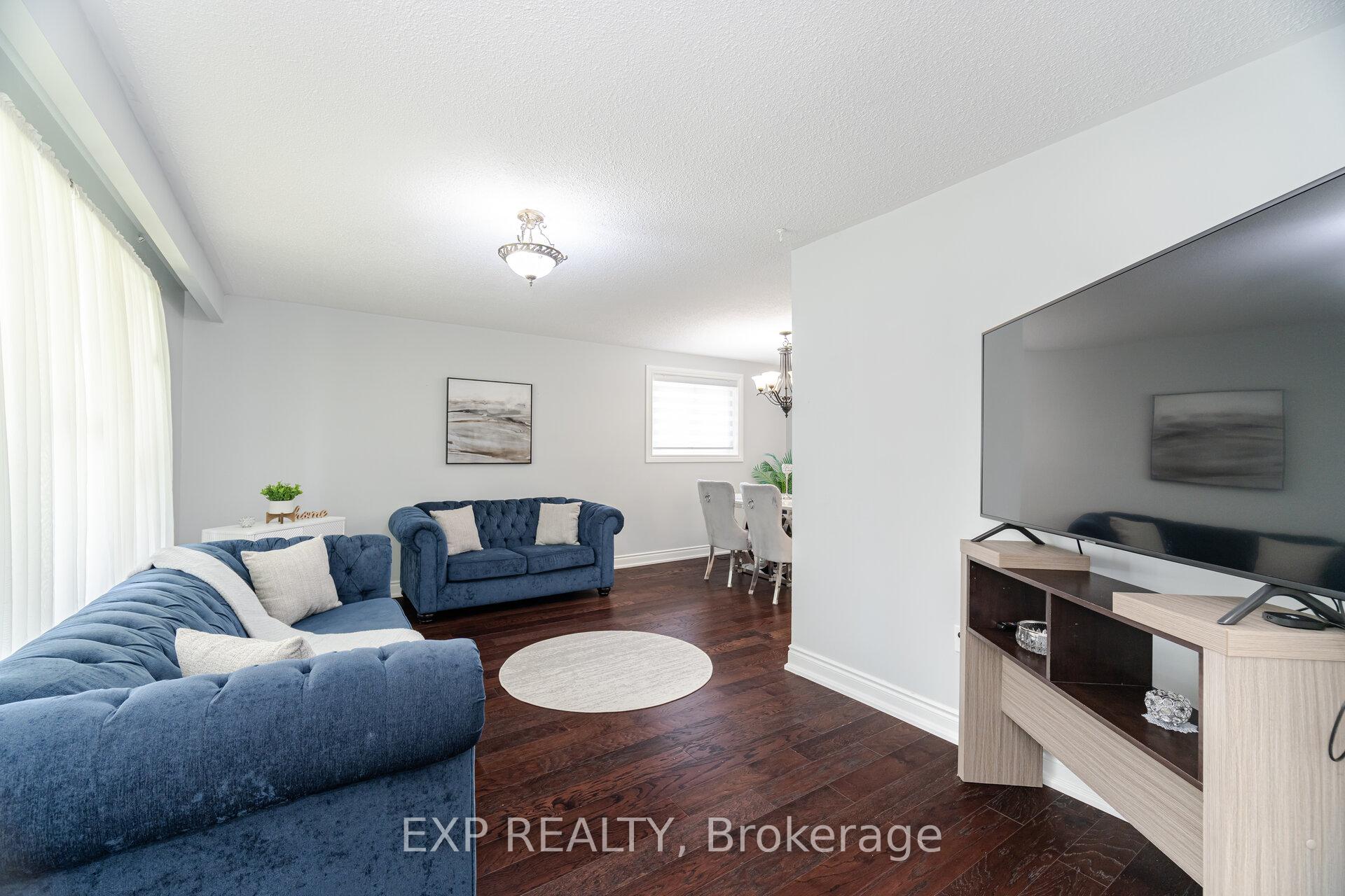 Photo 2 of 767 Tatra Drive, Oshawa, McLaughlin — HOMEH