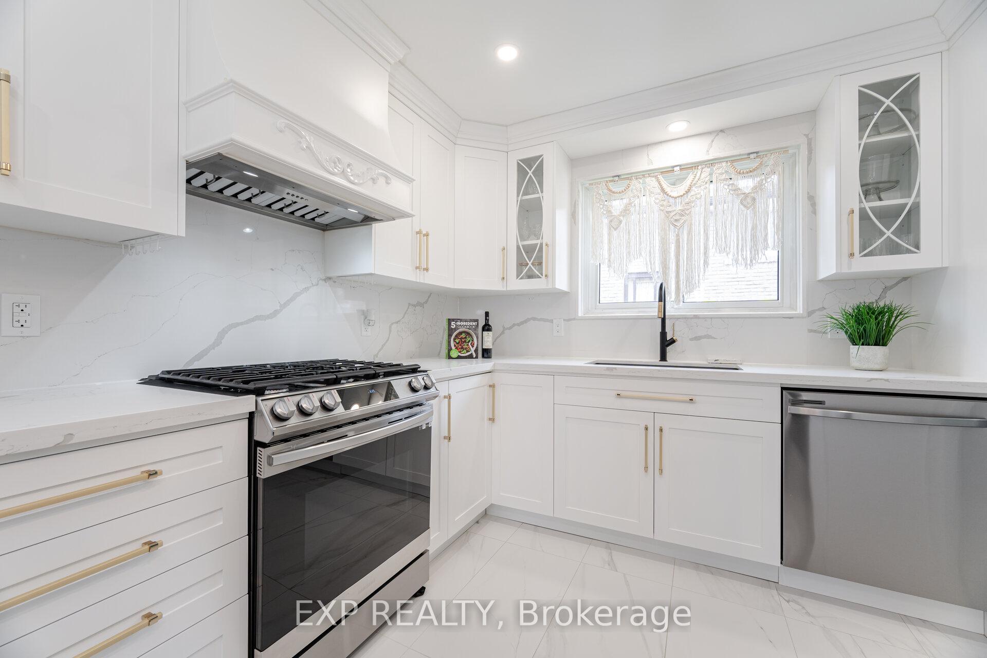 Photo 7 of 767 Tatra Drive, Oshawa, McLaughlin — HOMEH