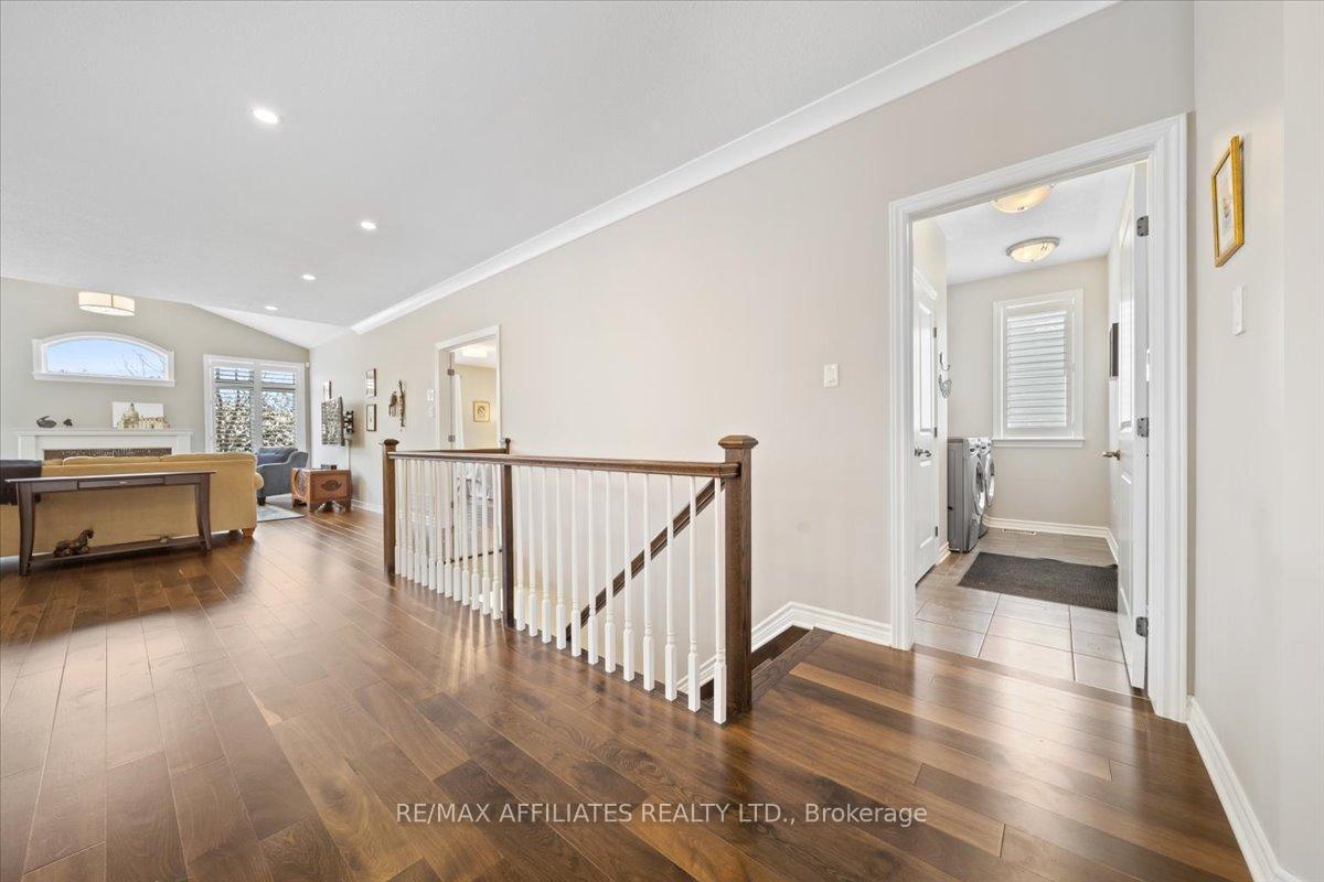 Photo 6 of 285 Chinian Street, Ottawa, Avalon West — HOMEH