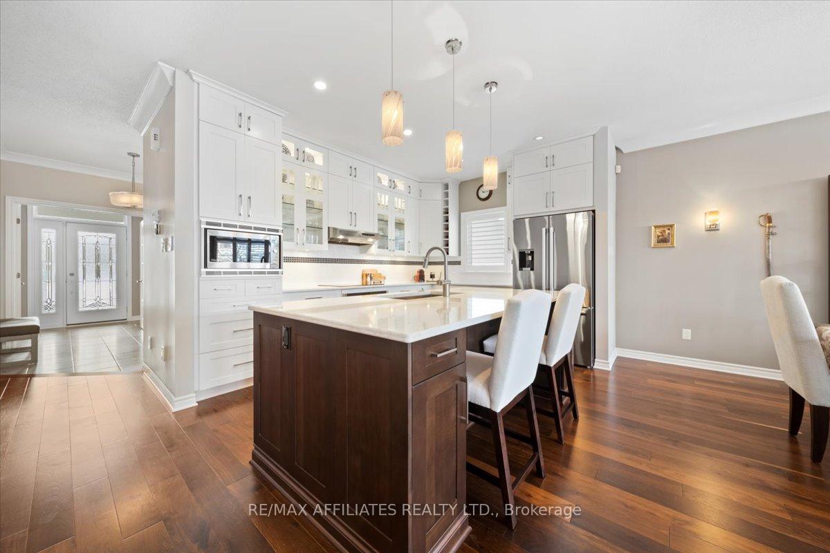 Photo 12 of 285 Chinian Street, Ottawa, Avalon West — HOMEH