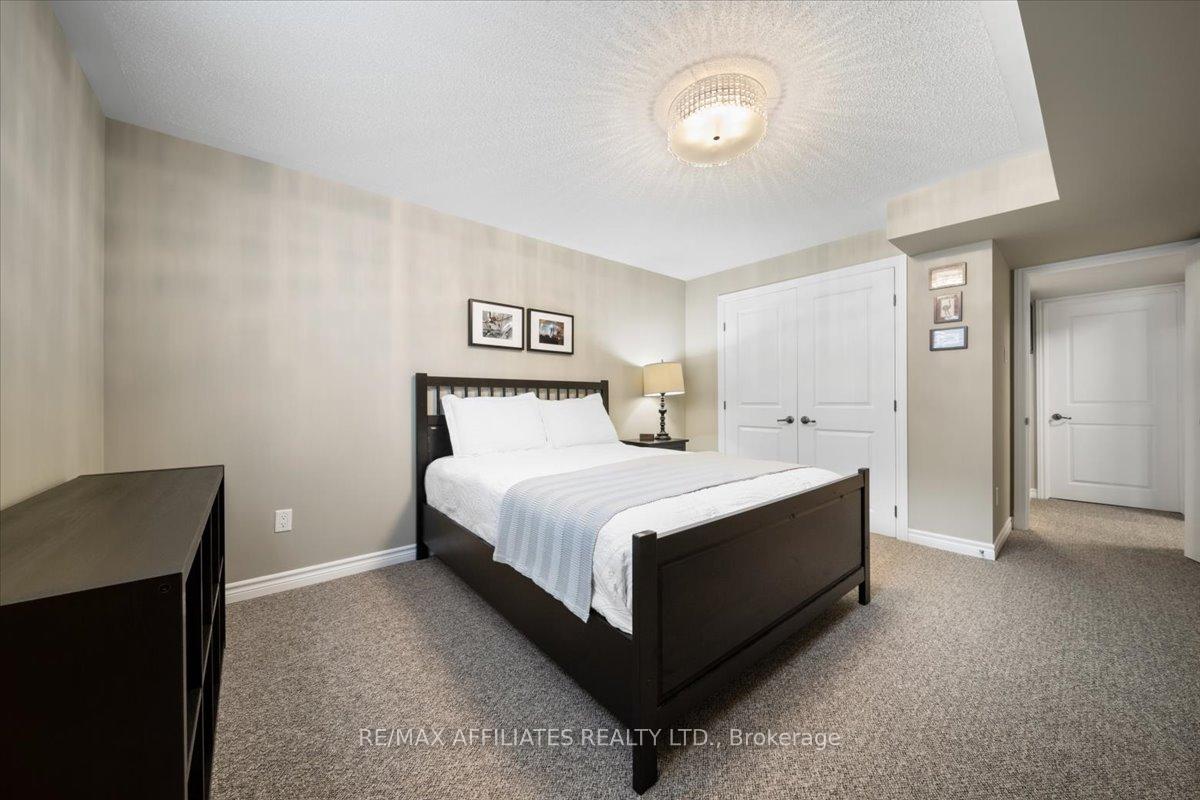 Photo 32 of 285 Chinian Street, Ottawa, Avalon West — HOMEH