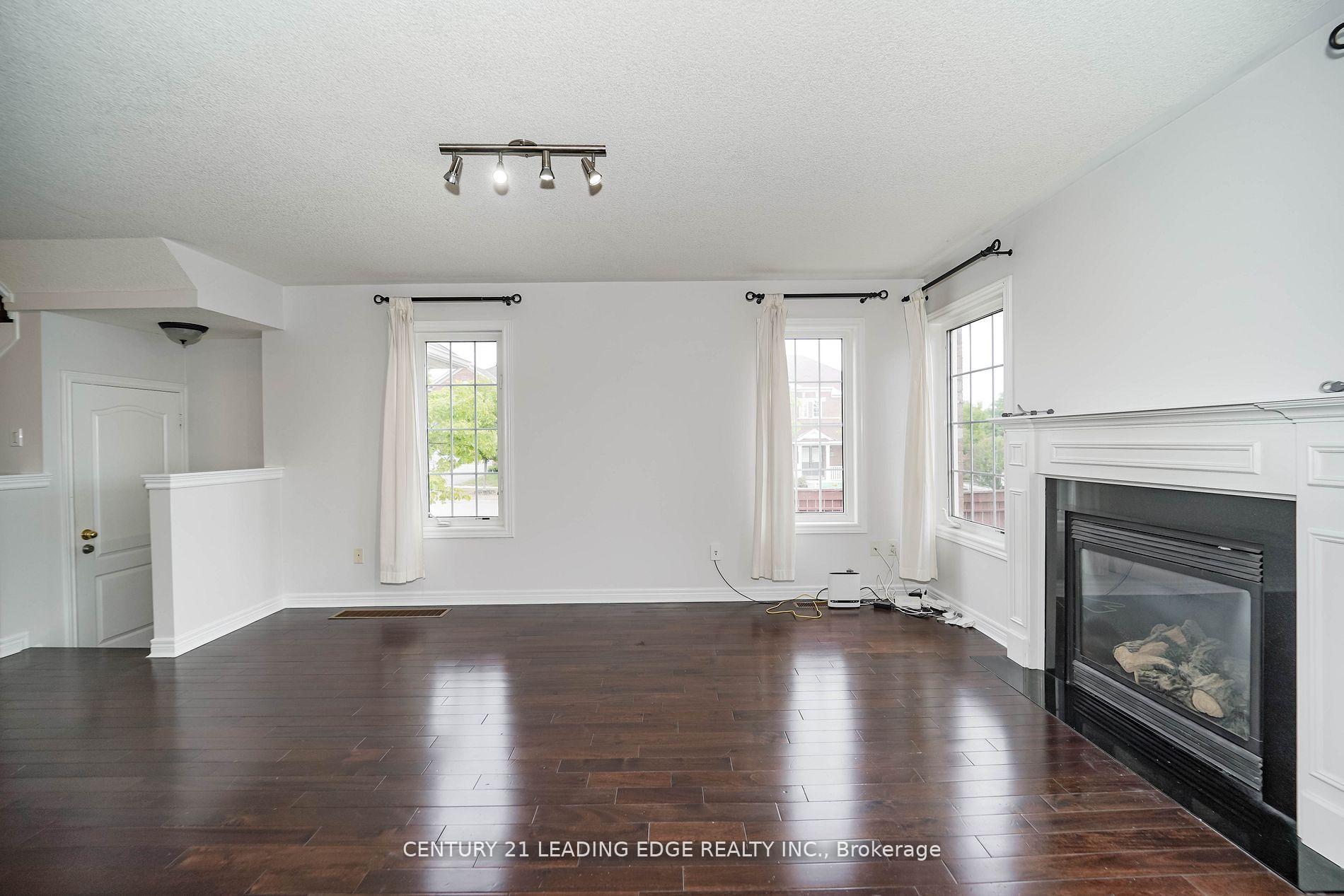 Photo 10 of 33 Dring Street, Ajax, Northwest Ajax — HOMEH