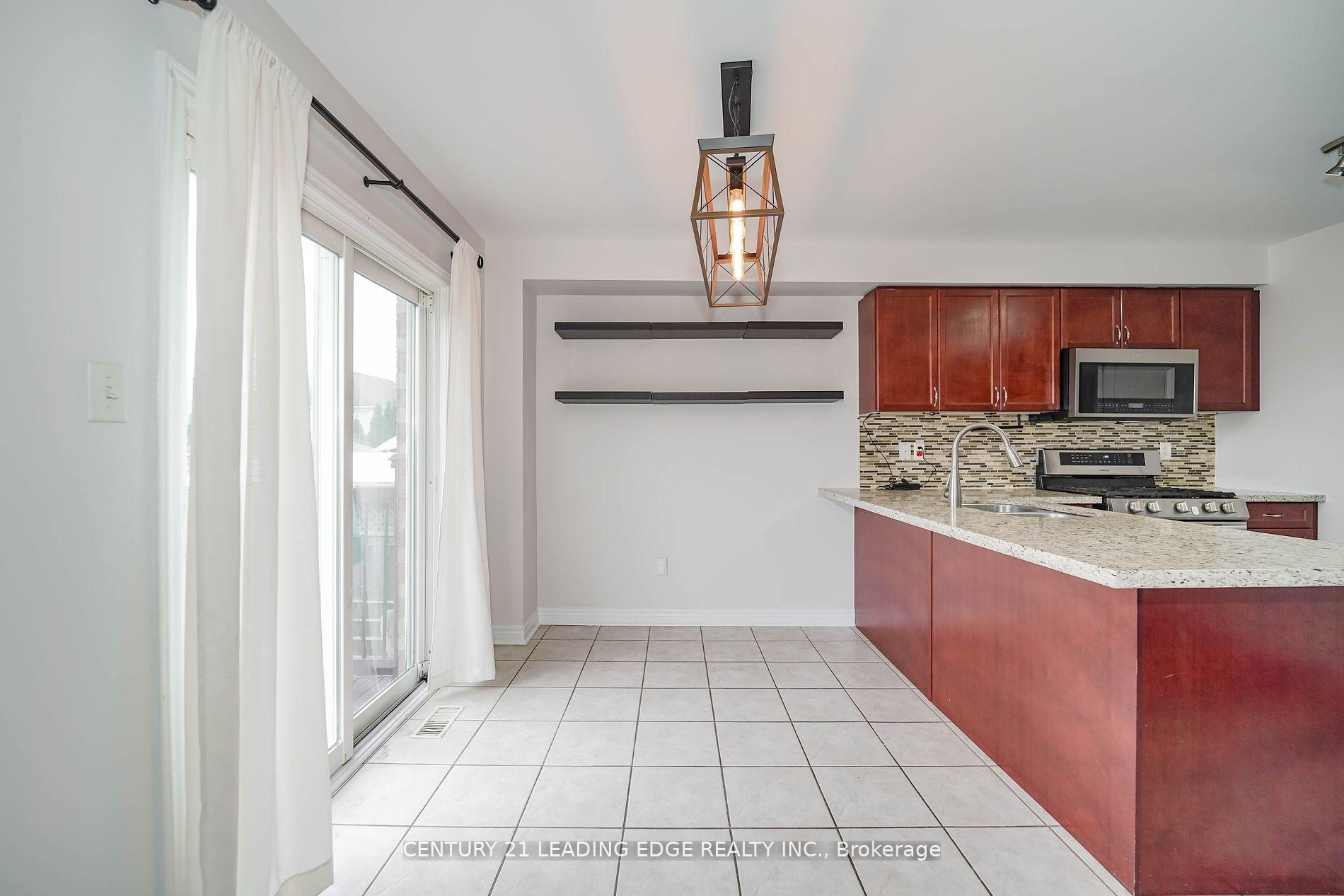Photo 15 of 33 Dring Street, Ajax, Northwest Ajax — HOMEH