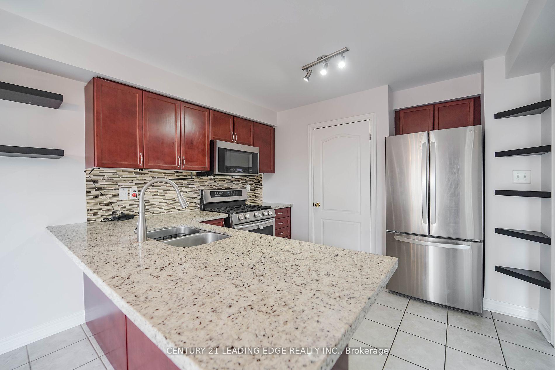 Photo 25 of 33 Dring Street, Ajax, Northwest Ajax — HOMEH