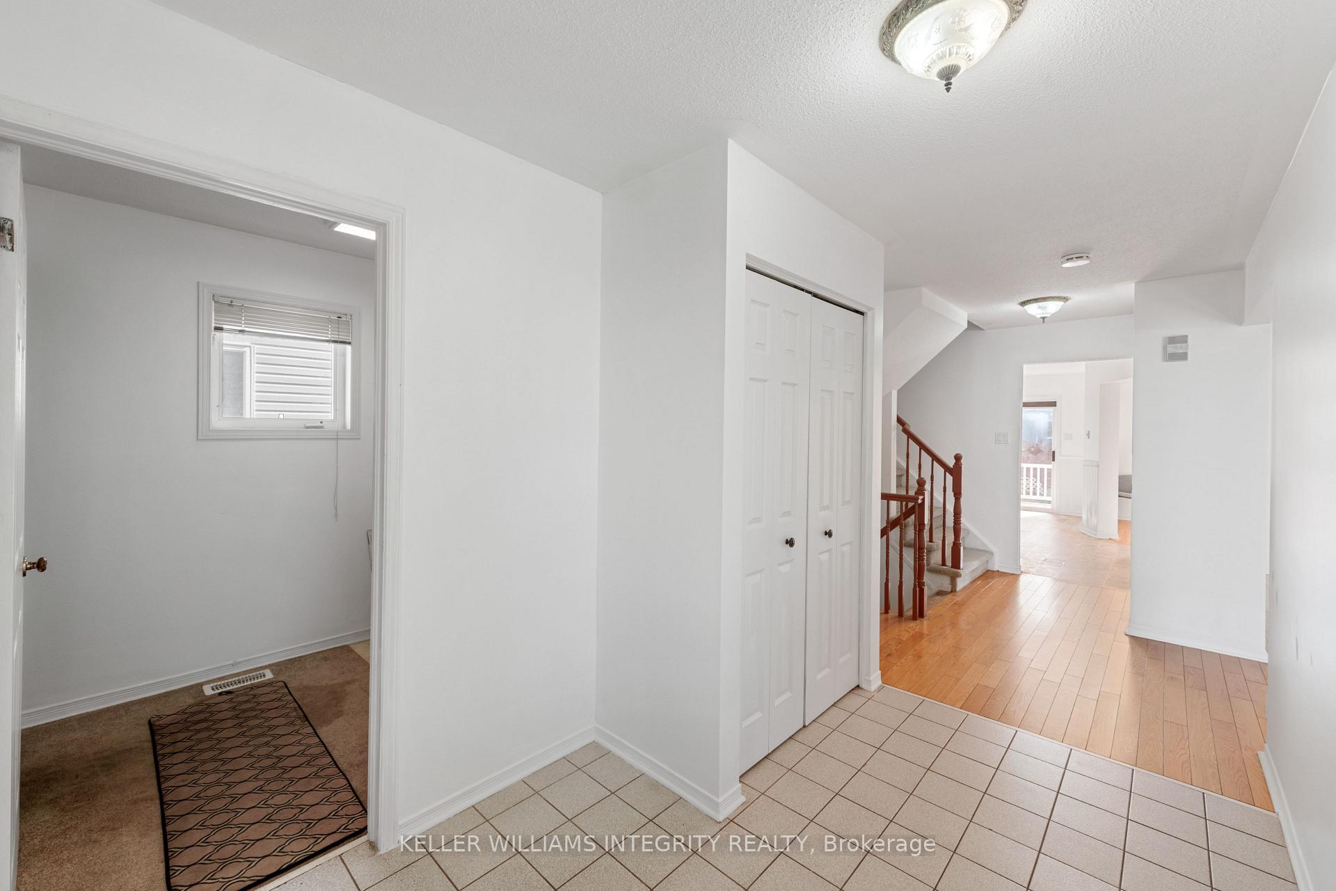 Photo 4 of 2112 Gardenway Drive, Ottawa, Fallingbrook/Gardenway South — HOMEH