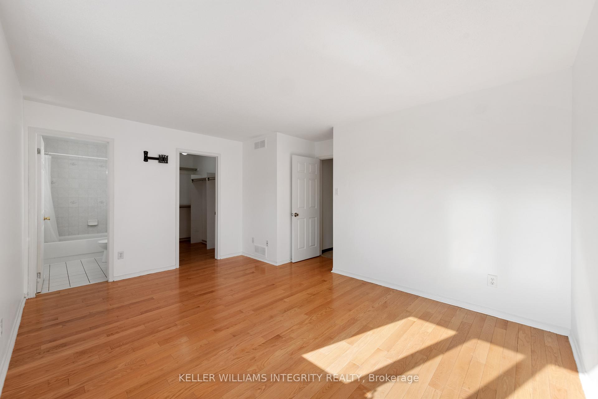 Photo 19 of 2112 Gardenway Drive, Ottawa, Fallingbrook/Gardenway South — HOMEH