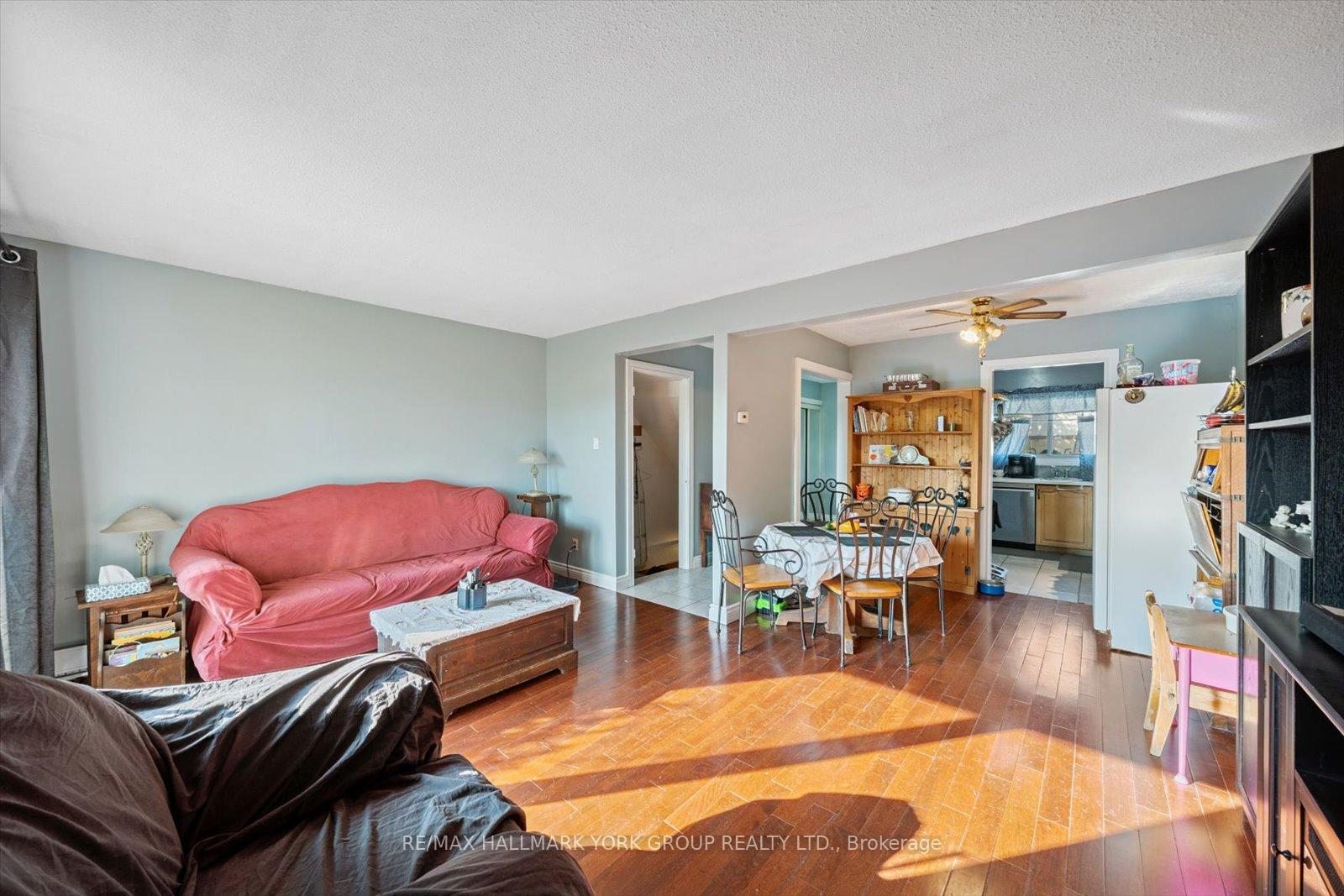 Photo 16 of 31 Jacobs Square, Brampton, Northgate — HOMEH