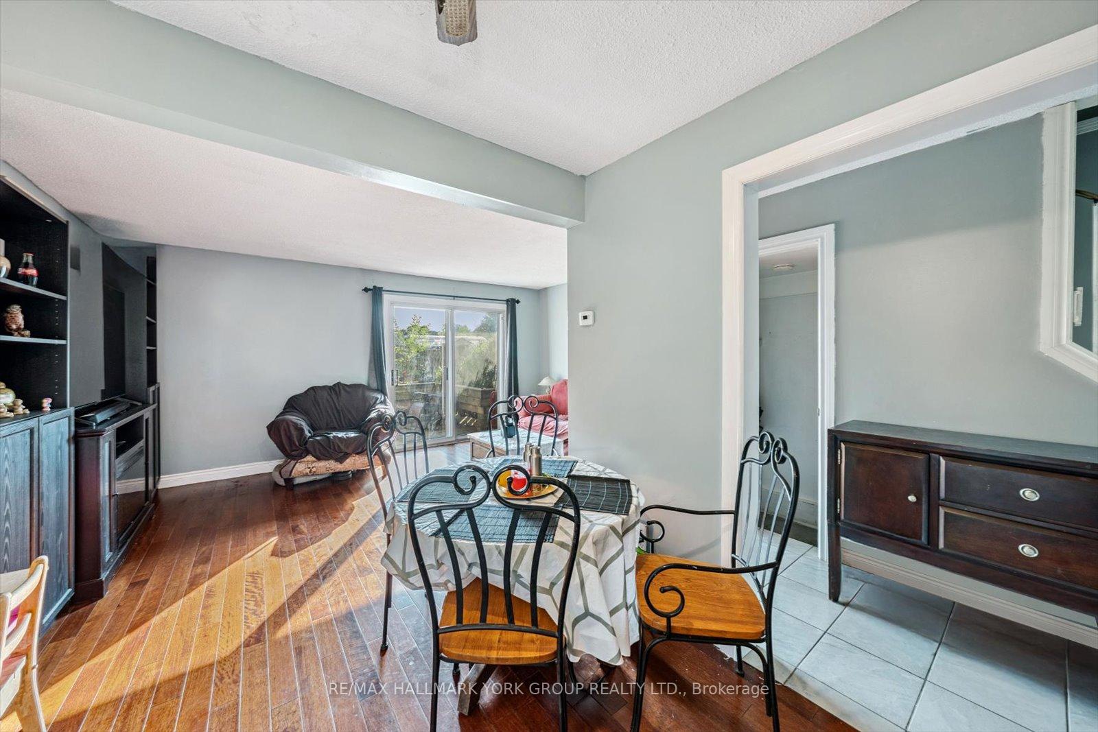 Photo 11 of 31 Jacobs Square, Brampton, Northgate — HOMEH