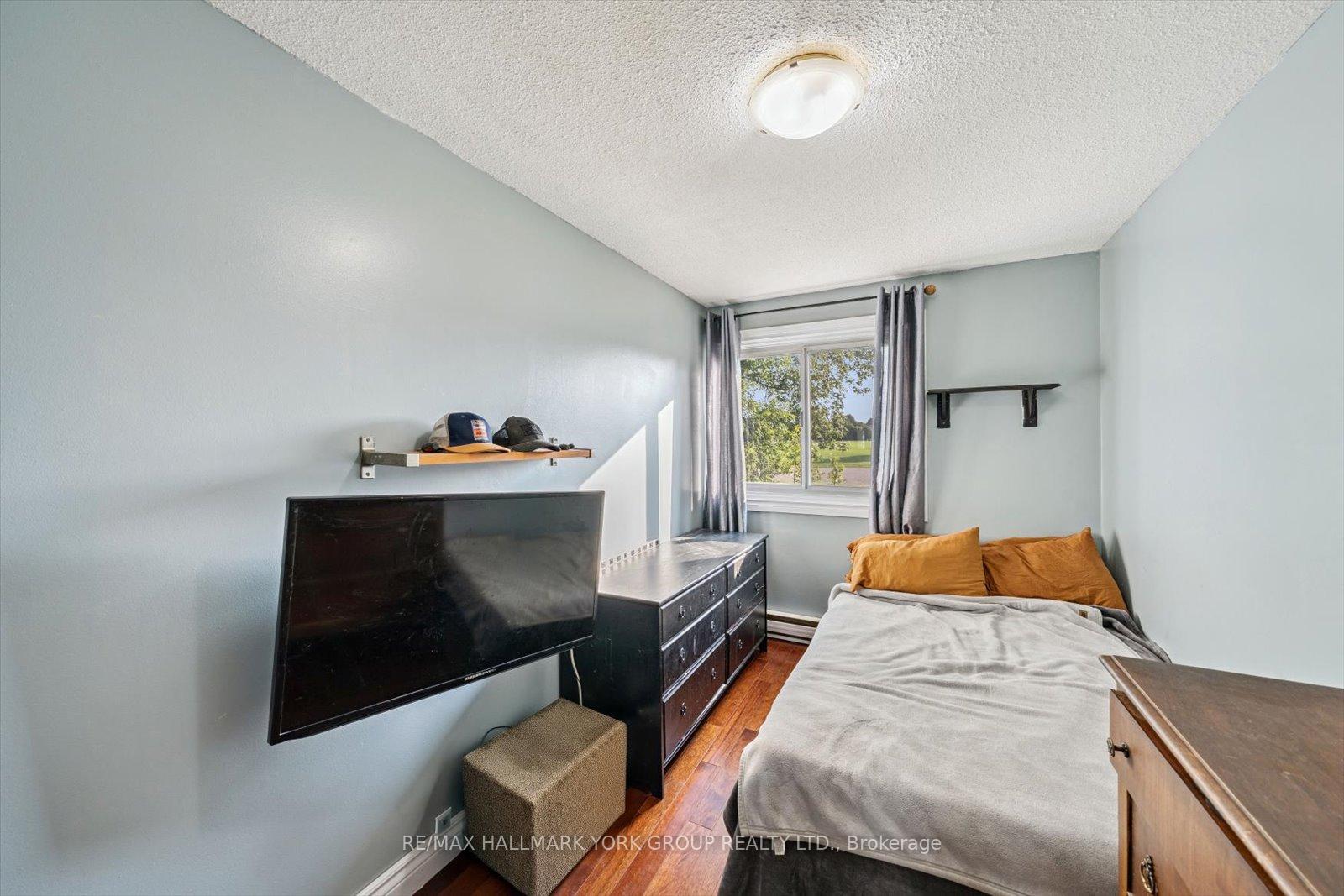 Photo 20 of 31 Jacobs Square, Brampton, Northgate — HOMEH