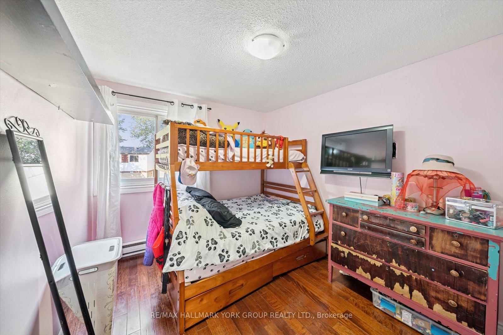 Photo 27 of 31 Jacobs Square, Brampton, Northgate — HOMEH
