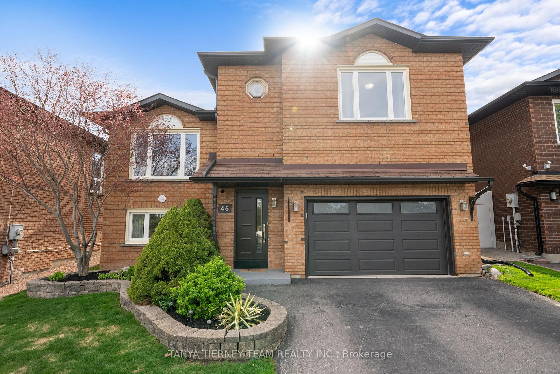 Photo 1 of 45 Limestone Crescent, Whitby, Pringle Creek — HOMEH