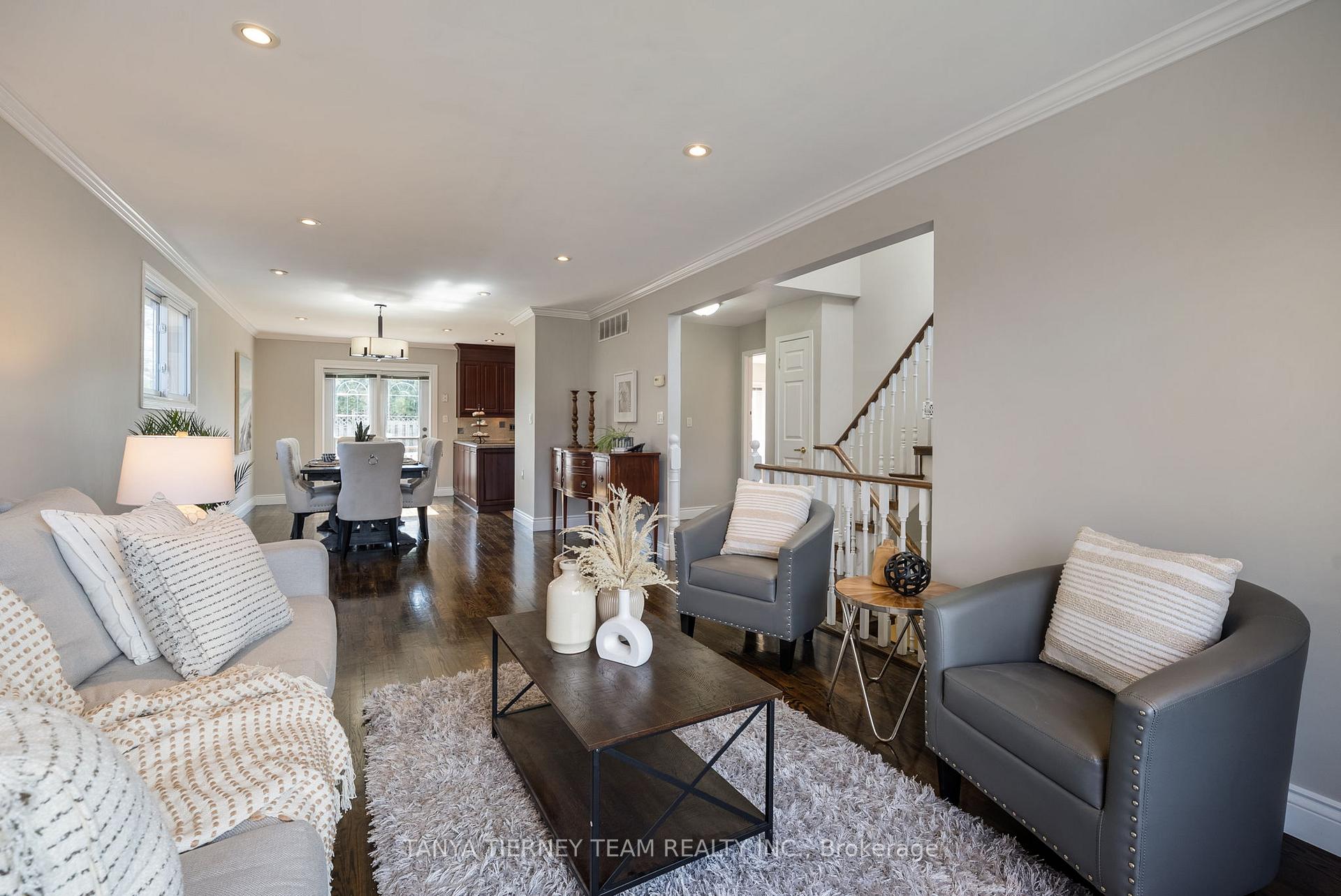 Photo 9 of 45 Limestone Crescent, Whitby, Pringle Creek — HOMEH