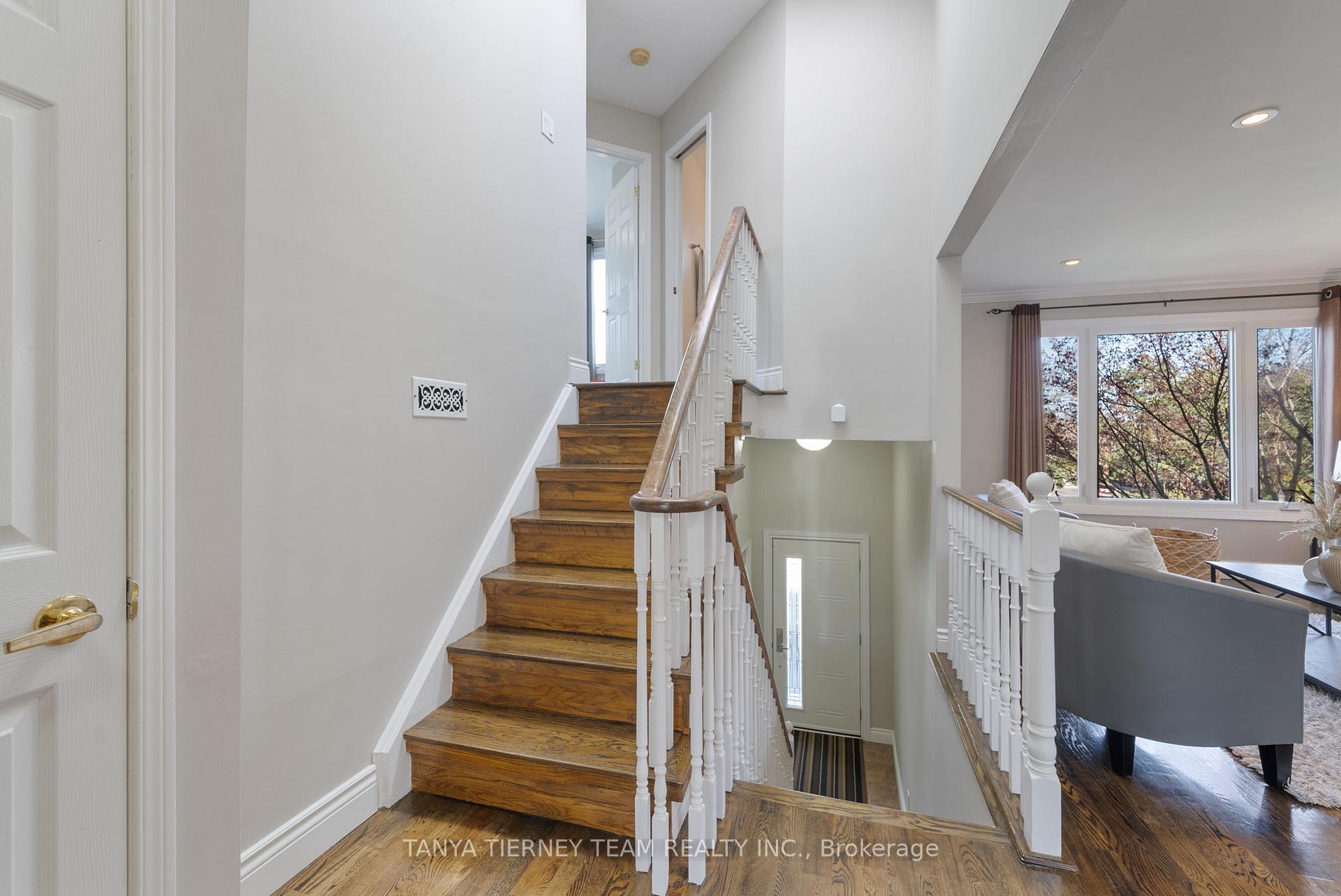 Photo 18 of 45 Limestone Crescent, Whitby, Pringle Creek — HOMEH