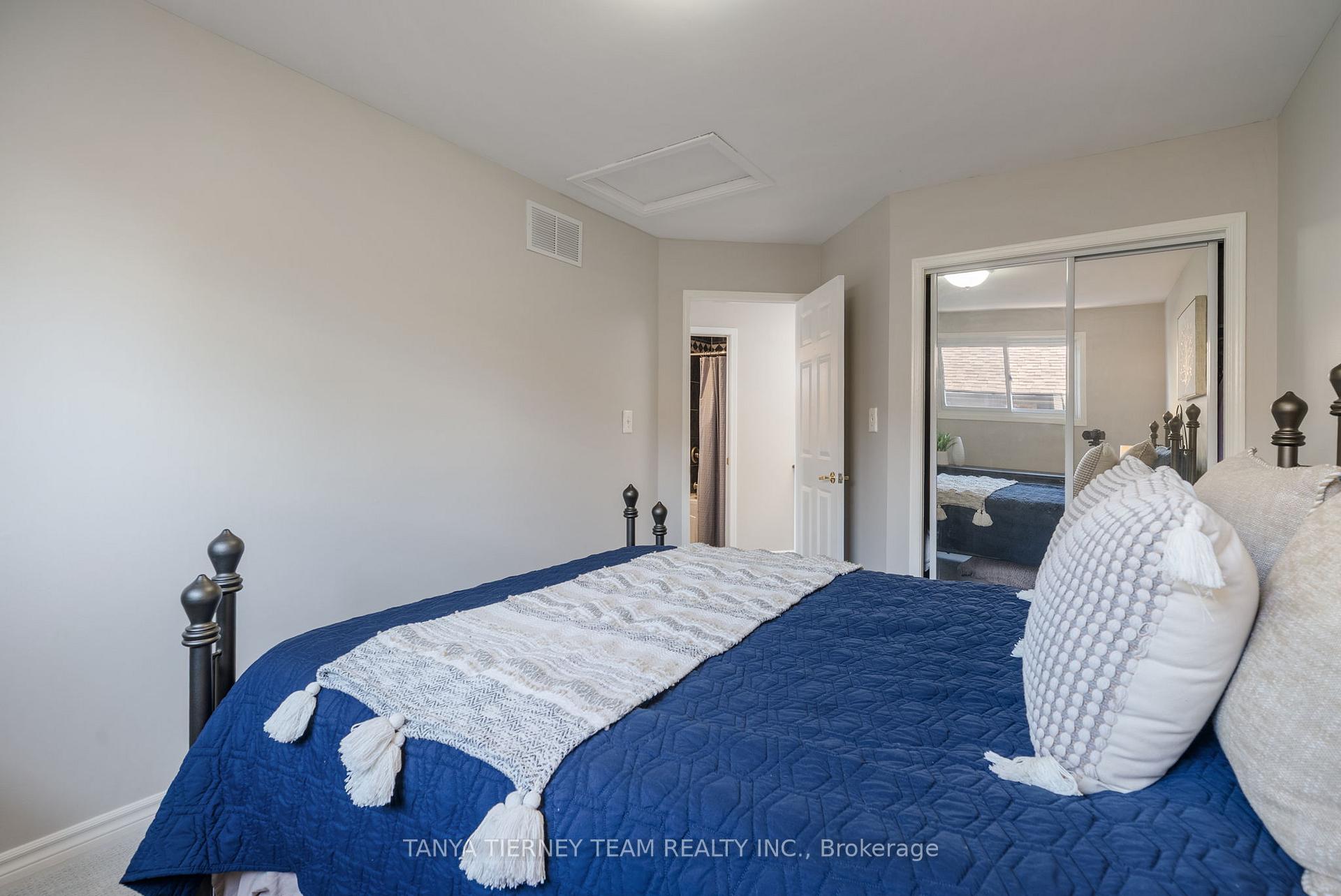 Photo 27 of 45 Limestone Crescent, Whitby, Pringle Creek — HOMEH