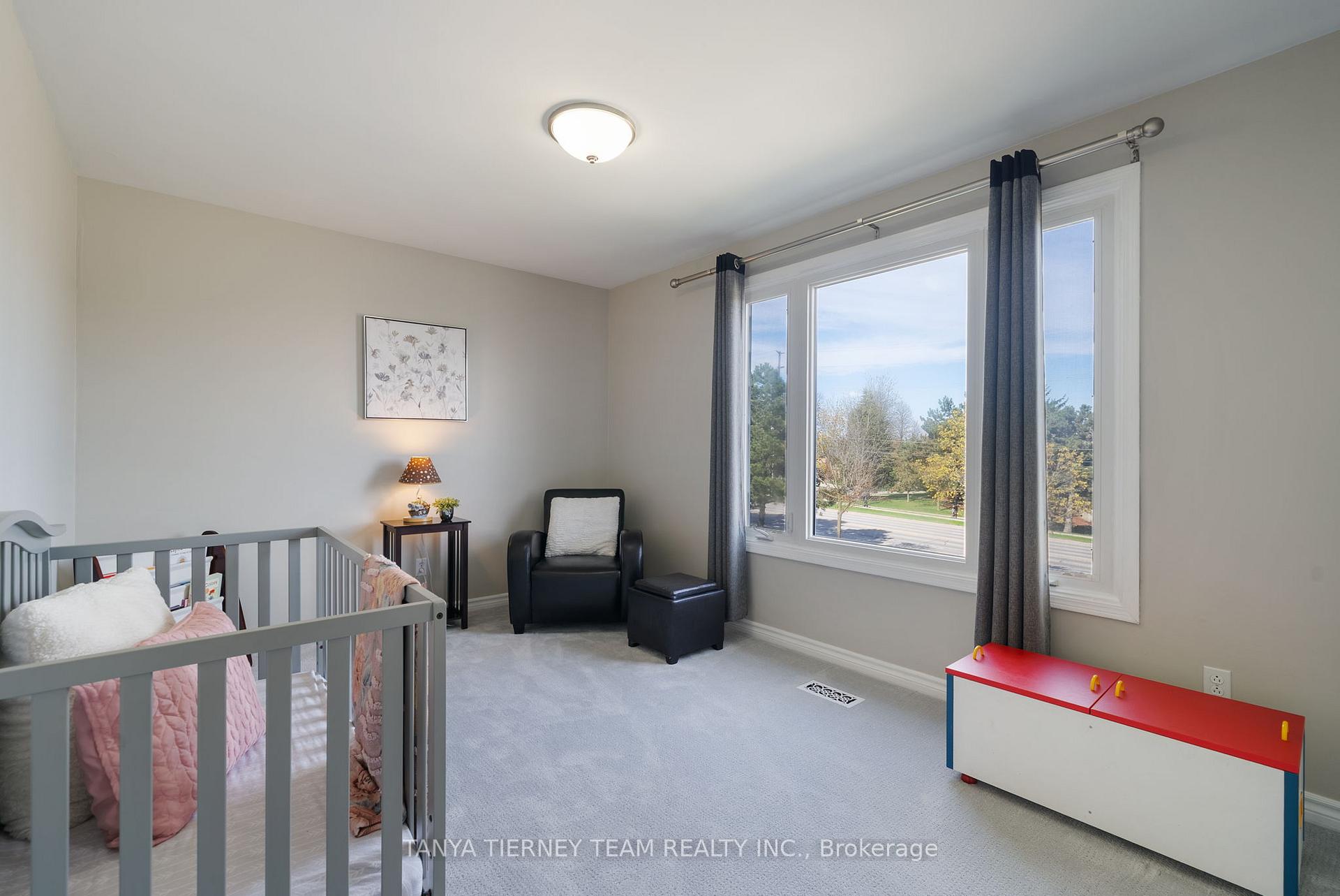 Photo 28 of 45 Limestone Crescent, Whitby, Pringle Creek — HOMEH