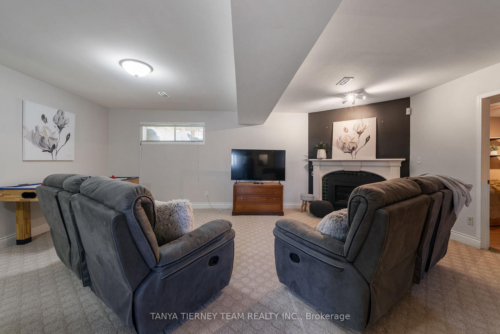 Photo 32 of 45 Limestone Crescent, Whitby, Pringle Creek — HOMEH