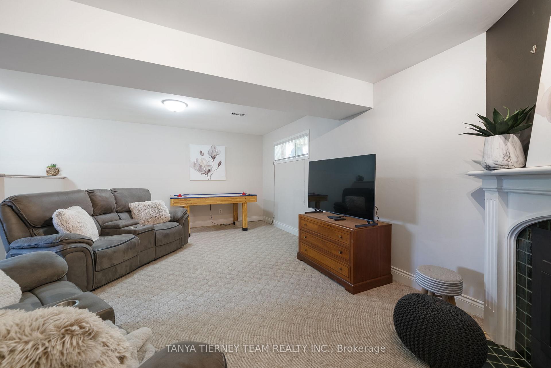 Photo 33 of 45 Limestone Crescent, Whitby, Pringle Creek — HOMEH