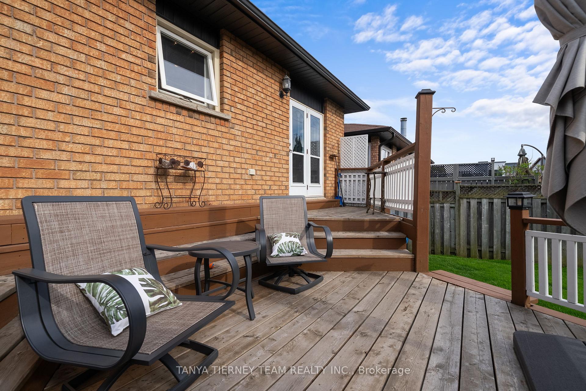 Photo 40 of 45 Limestone Crescent, Whitby, Pringle Creek — HOMEH
