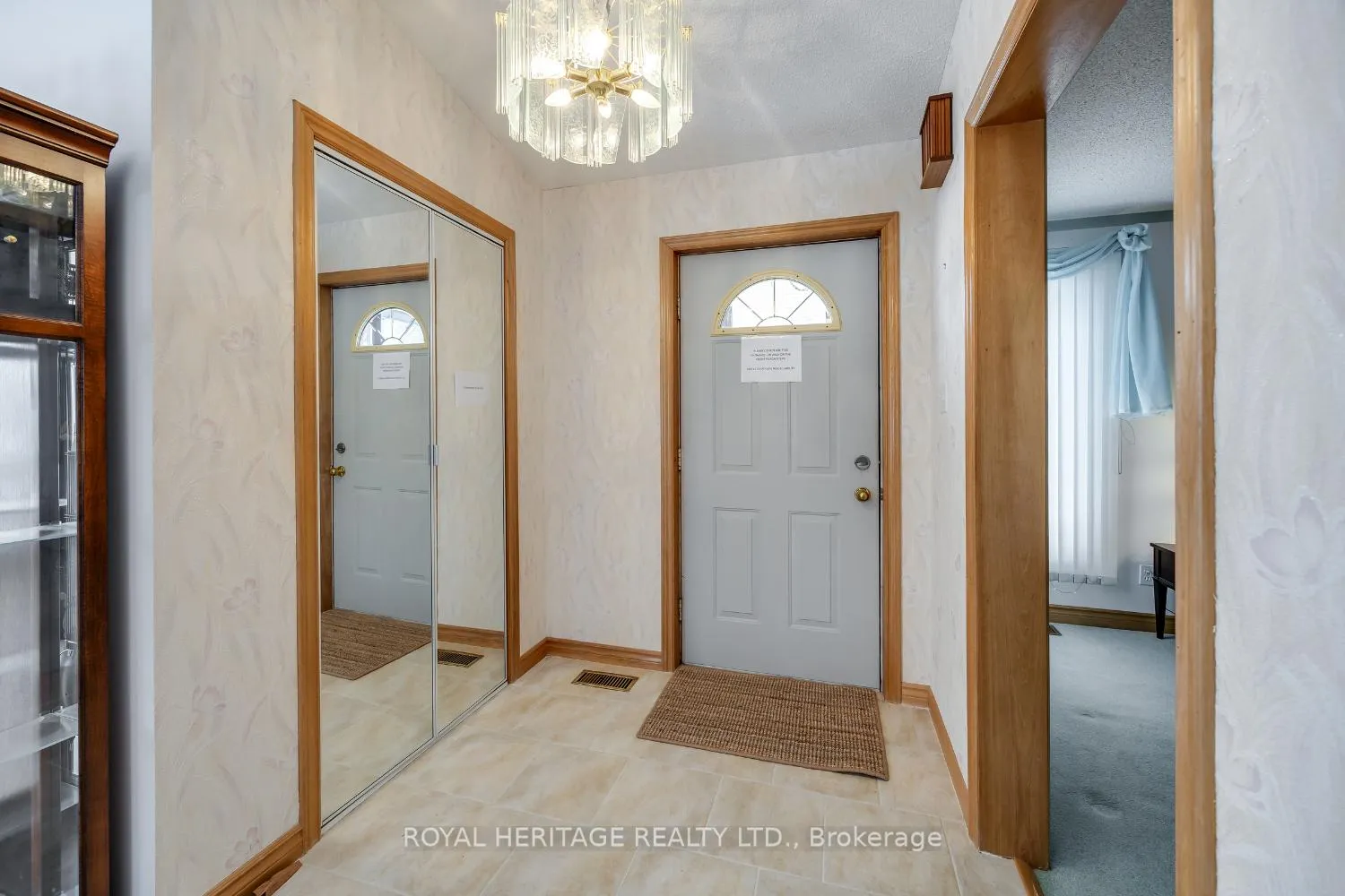 Photo 7 of 31 Wellington Street, Brock, Beaverton — HOMEH