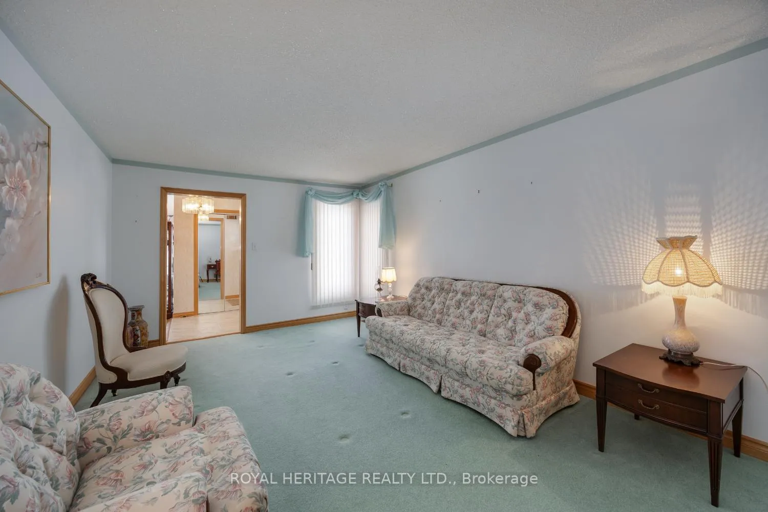 Photo 8 of 31 Wellington Street, Brock, Beaverton — HOMEH