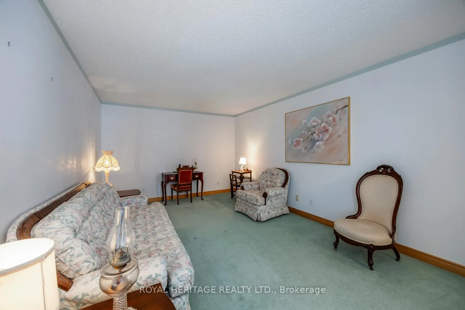 Photo 10 of 31 Wellington Street, Brock, Beaverton — HOMEH