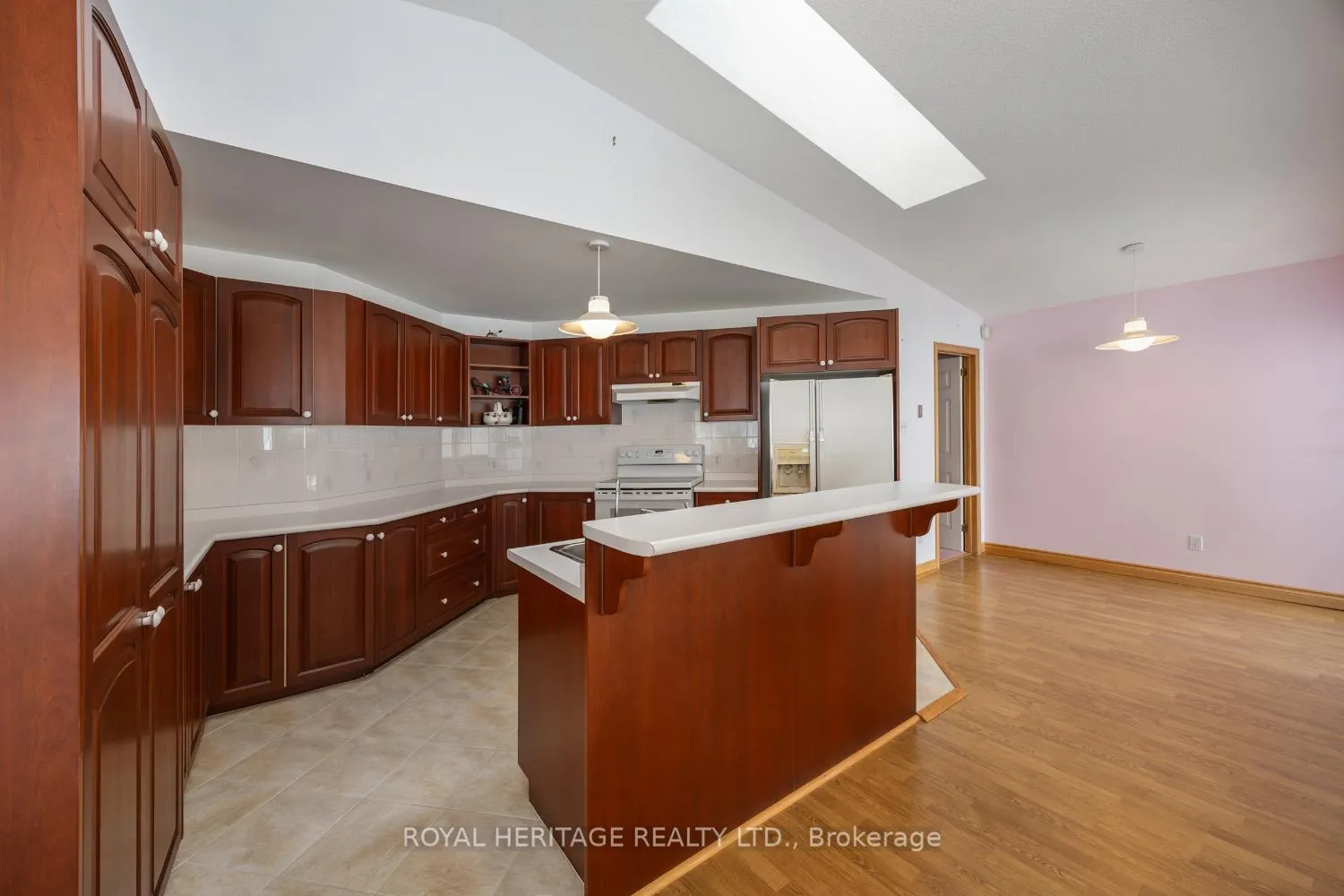 Photo 13 of 31 Wellington Street, Brock, Beaverton — HOMEH