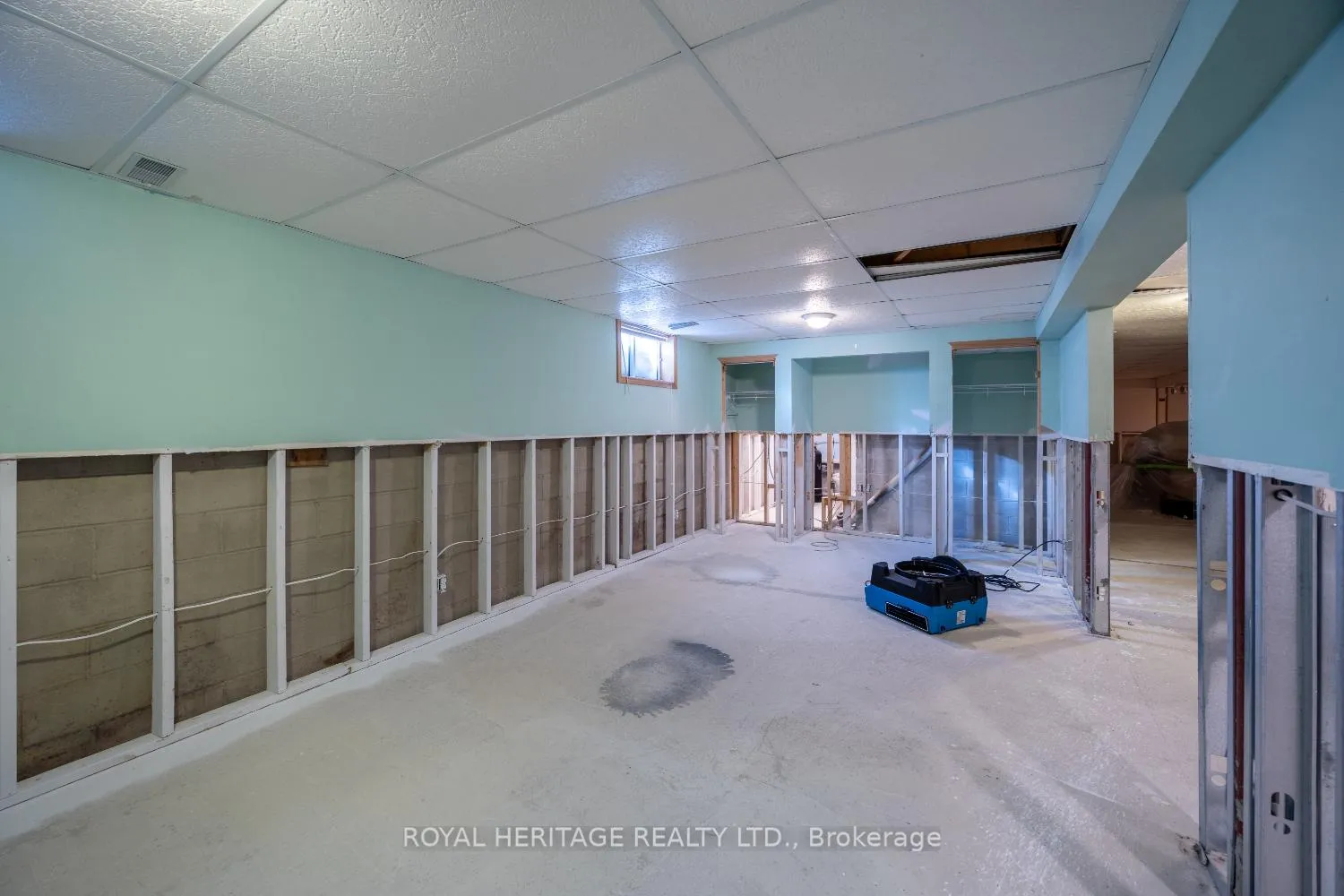 Photo 30 of 31 Wellington Street, Brock, Beaverton — HOMEH