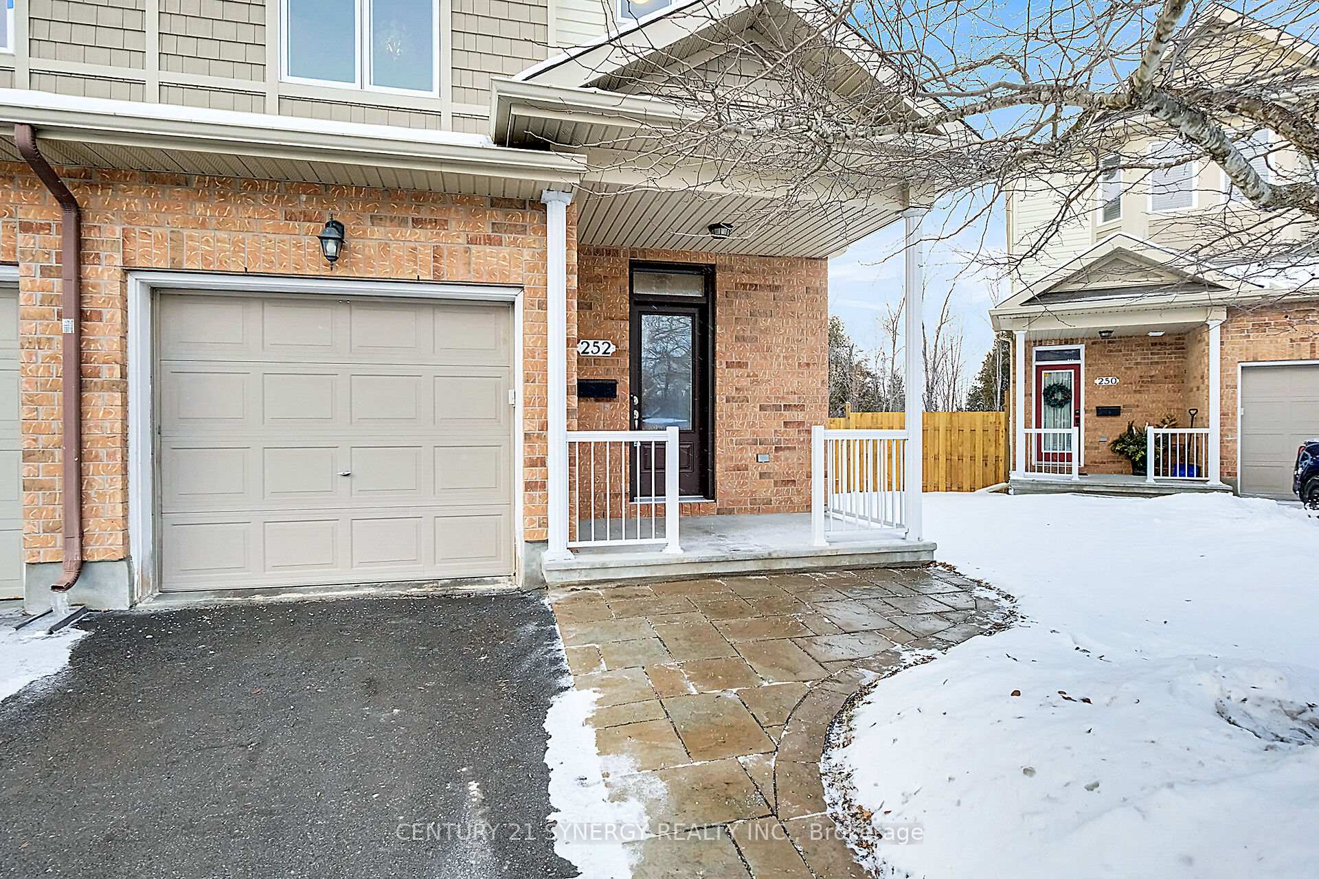 Photo 2 of 252 PARKROSE private, Ottawa, Chatelaine Village — HOMEH
