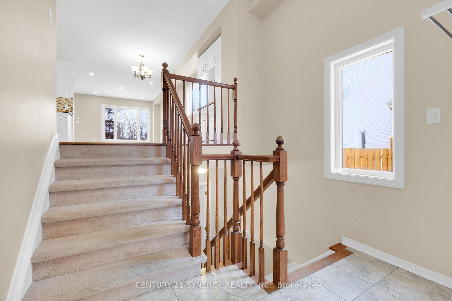 Photo 5 of 252 PARKROSE private, Ottawa, Chatelaine Village — HOMEH