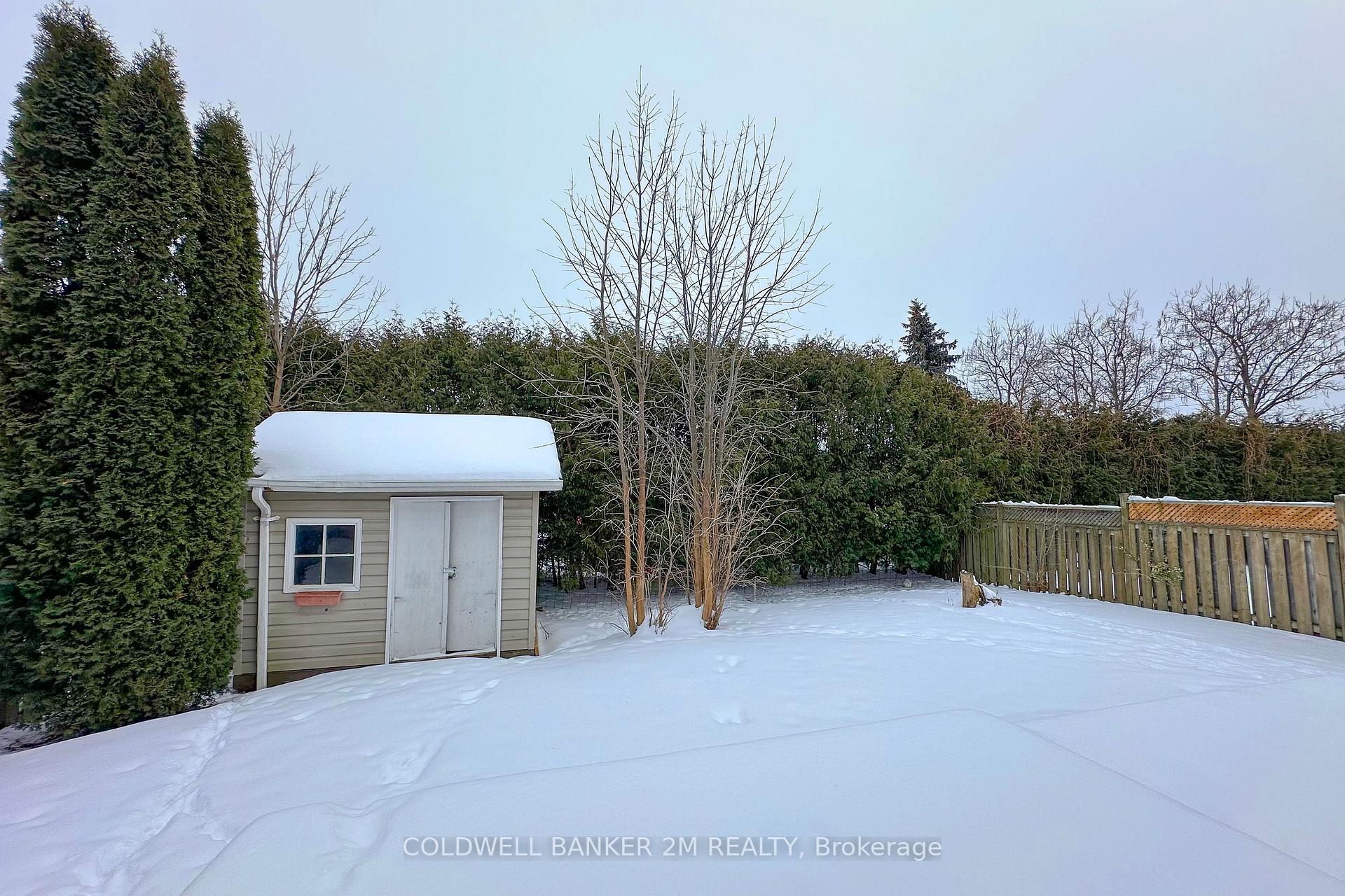 Photo 38 of 3 Pogson Drive, Whitby, Rolling Acres — HOMEH