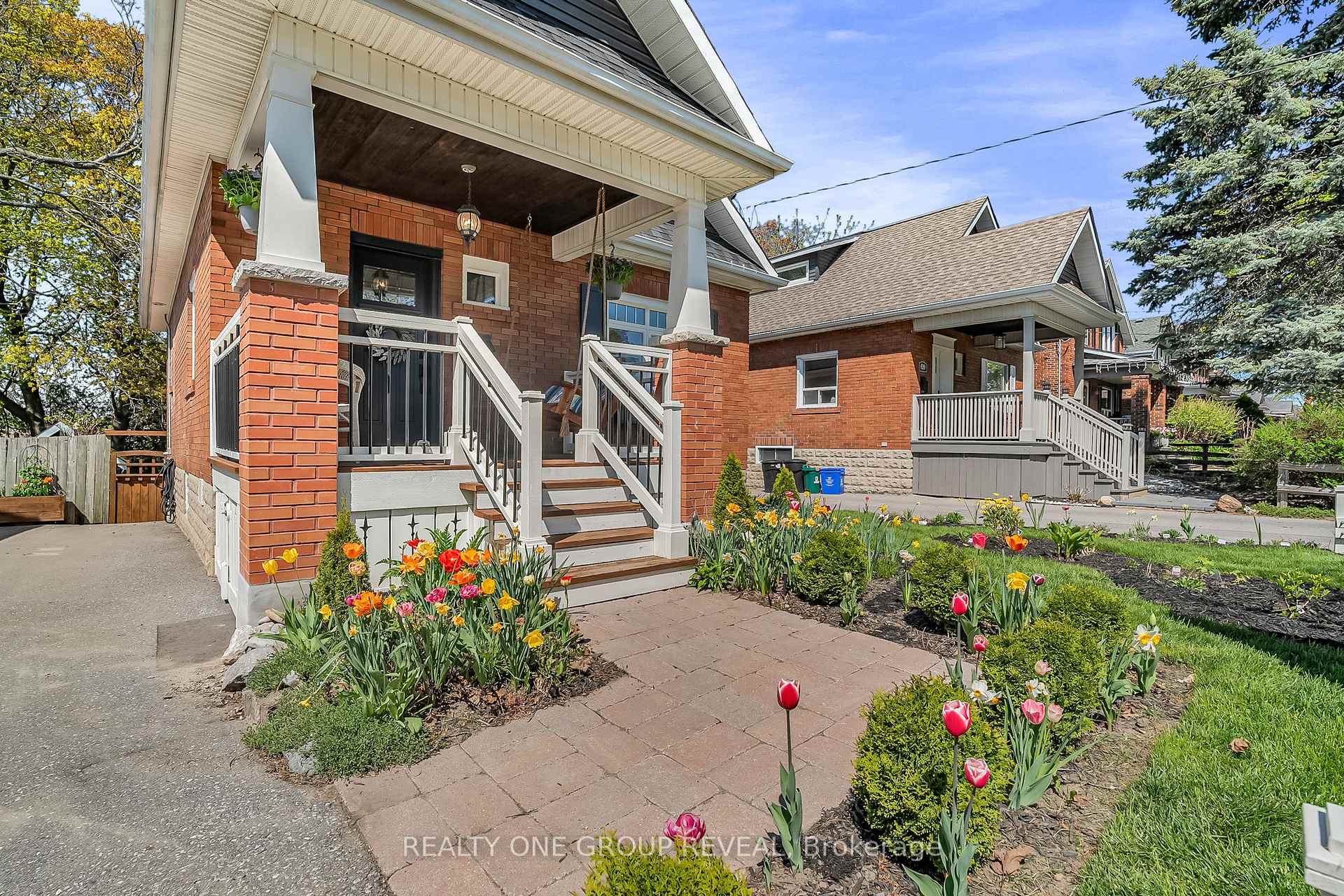 Photo 4 of 616 Somerville Avenue, Oshawa, O'Neill — HOMEH