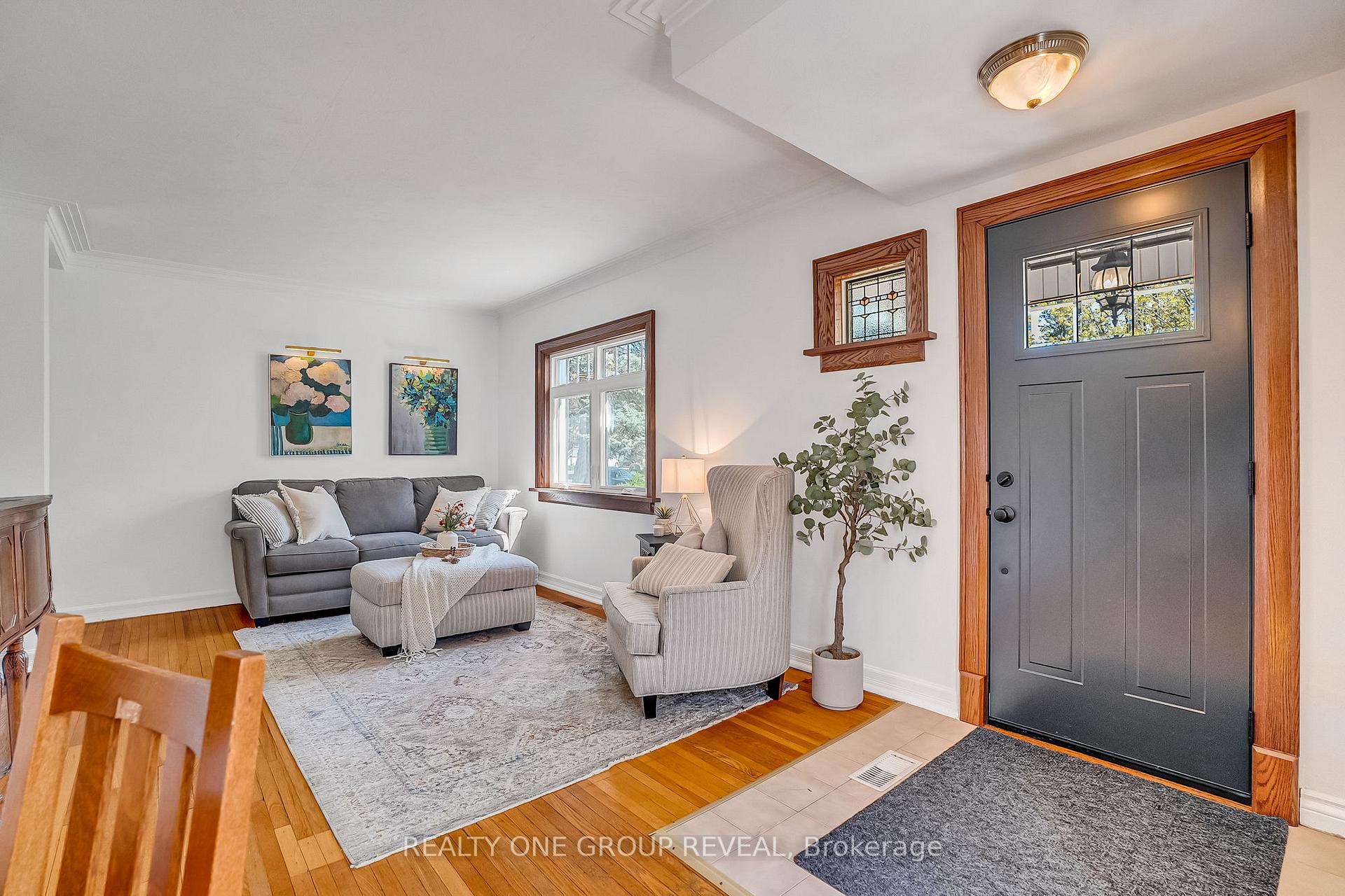Photo 8 of 616 Somerville Avenue, Oshawa, O'Neill — HOMEH
