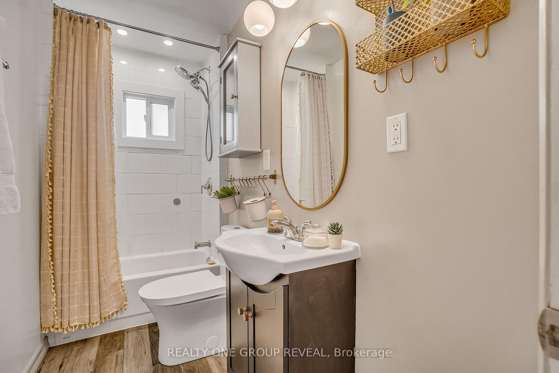 Photo 24 of 616 Somerville Avenue, Oshawa, O'Neill — HOMEH