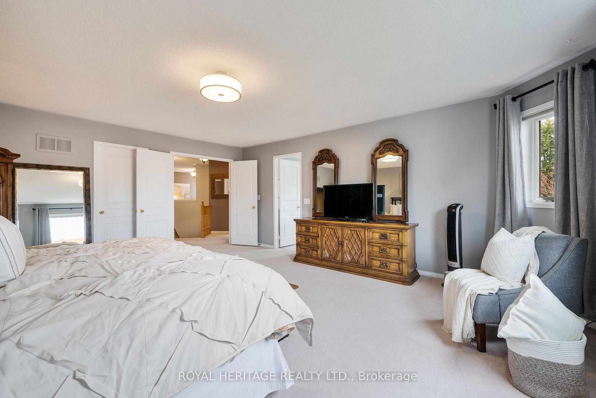 Photo 30 of 21 Dalebrooke Crescent, Whitby, Williamsburg — HOMEH