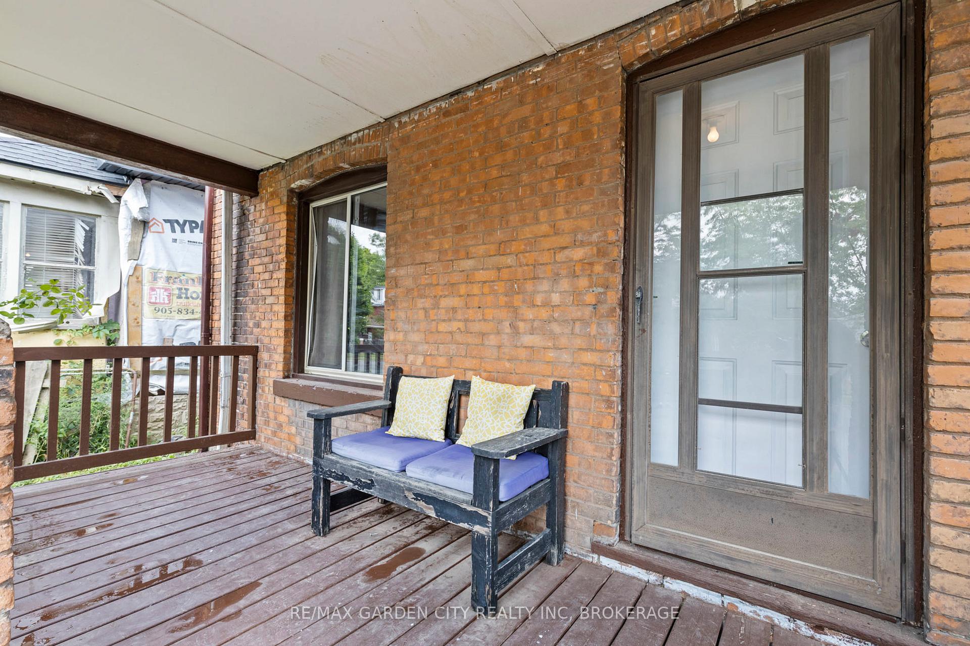 Photo 3 of 60 John Street, Welland, Welland Downtown — HOMEH