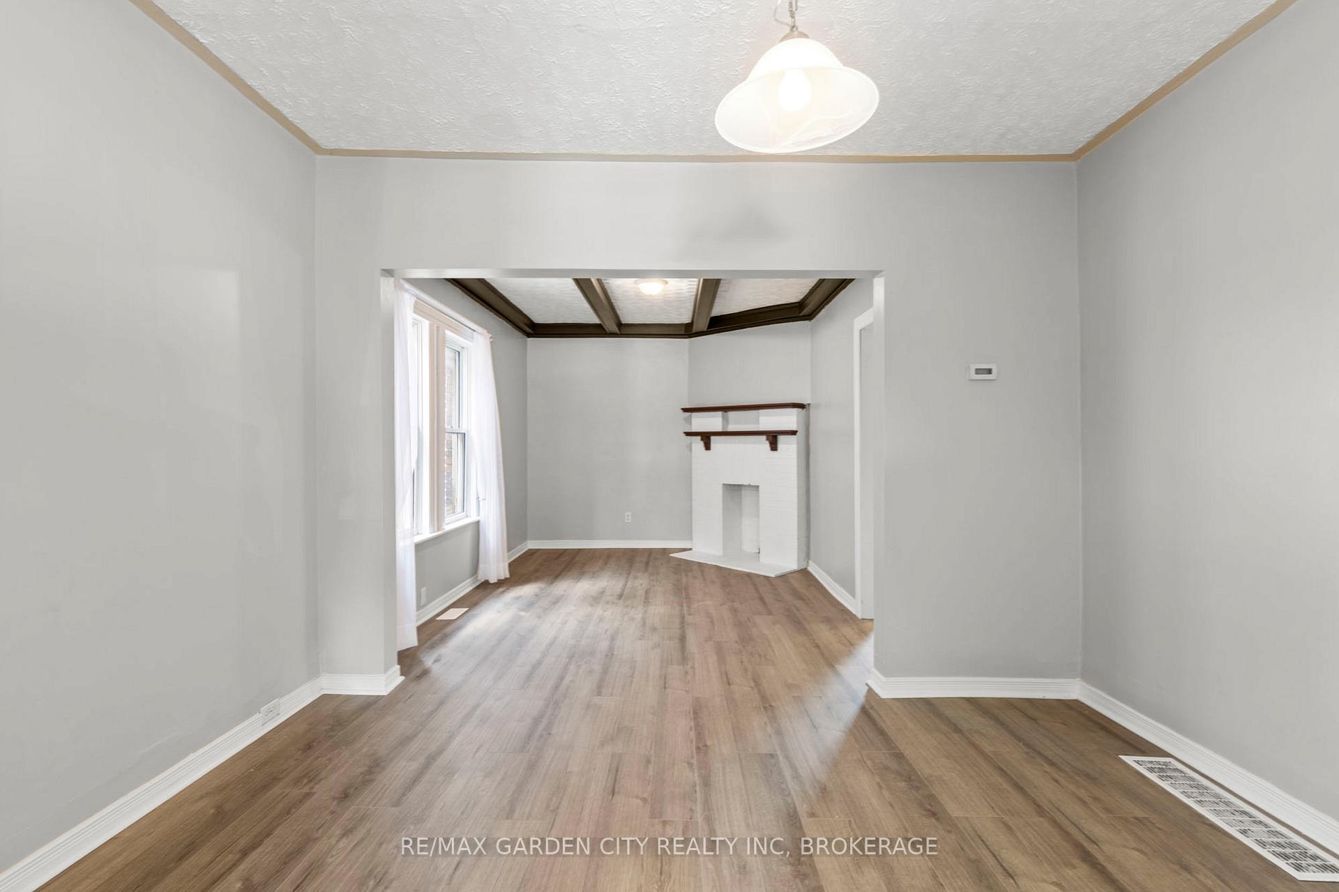 Photo 13 of 60 John Street, Welland, Welland Downtown — HOMEH
