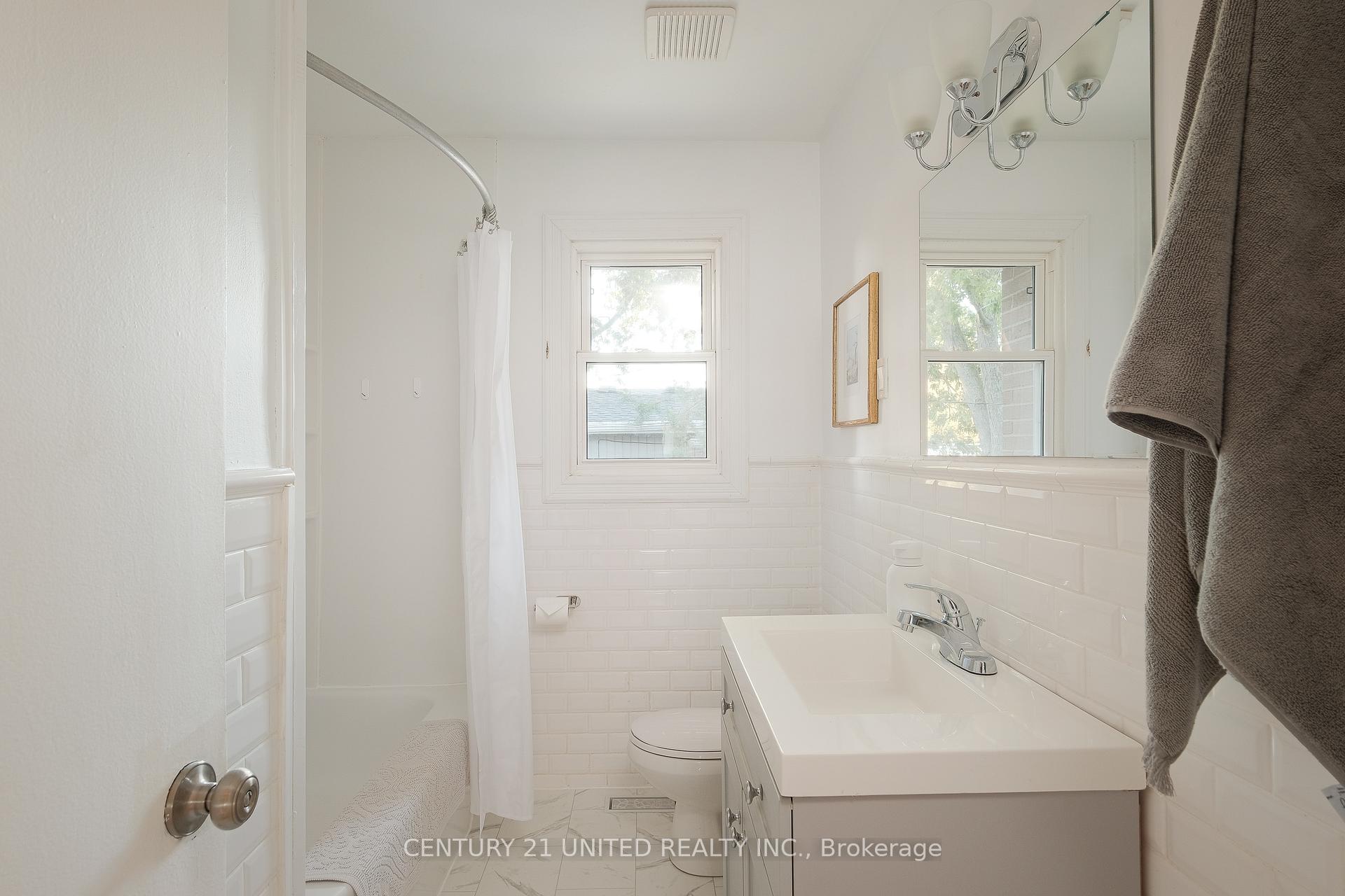 Photo 22 of 1518 Westbrook Drive, Peterborough, Monaghan Ward 2 — HOMEH