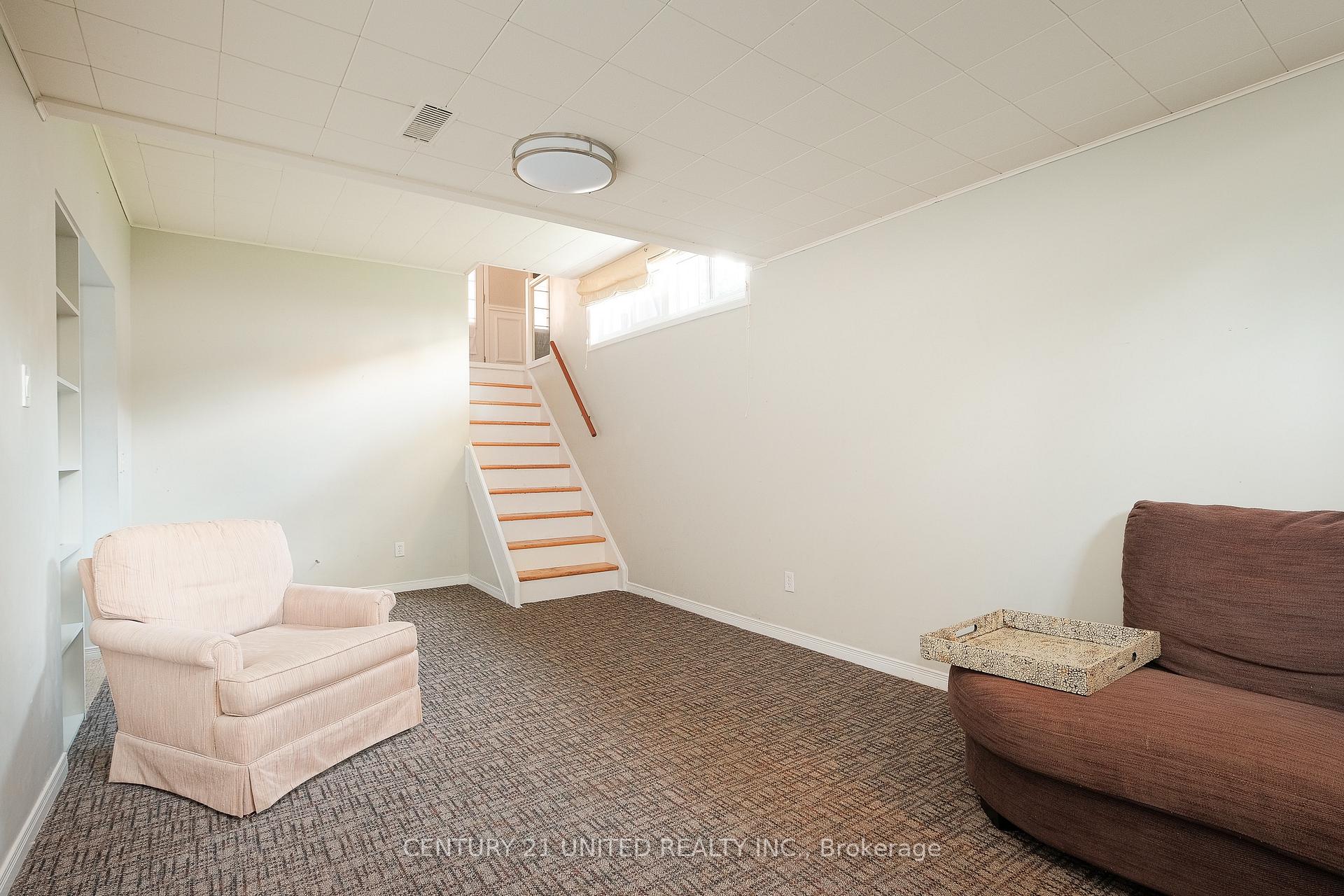 Photo 24 of 1518 Westbrook Drive, Peterborough, Monaghan Ward 2 — HOMEH