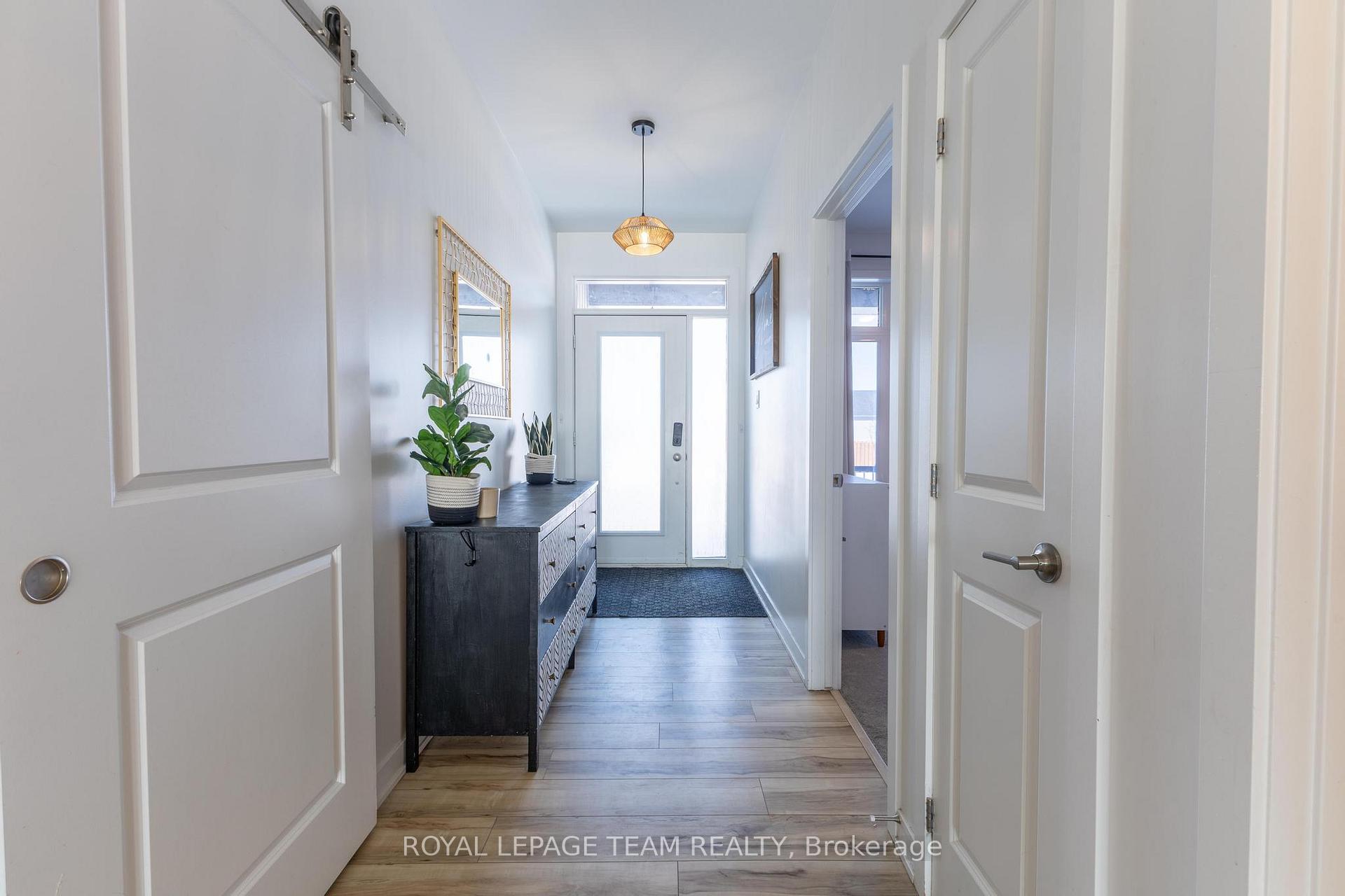 Photo 3 of 178 Tom Gavinski Street, Arnprior — HOMEH