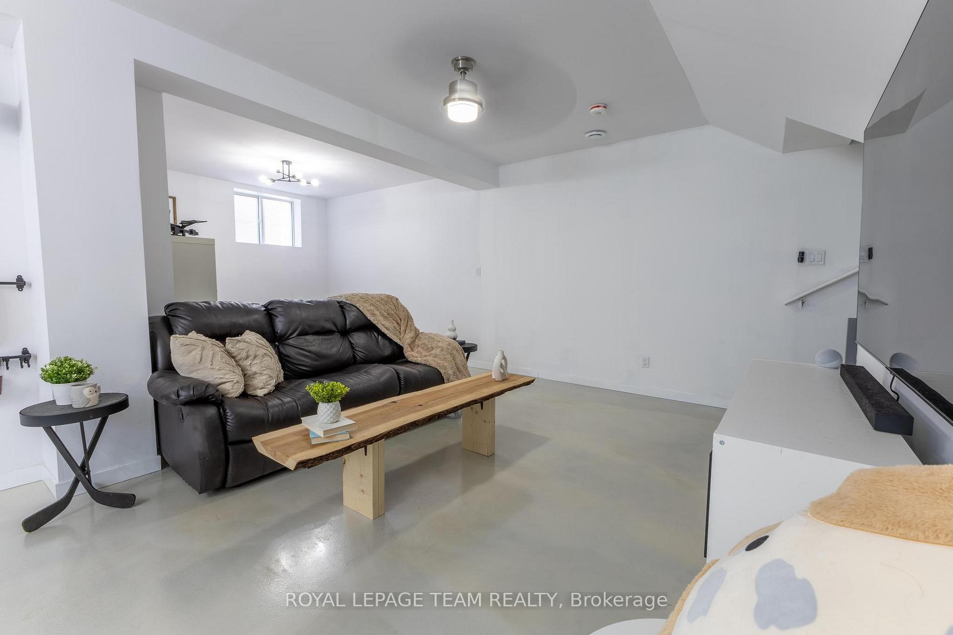 Photo 13 of 178 Tom Gavinski Street, Arnprior — HOMEH