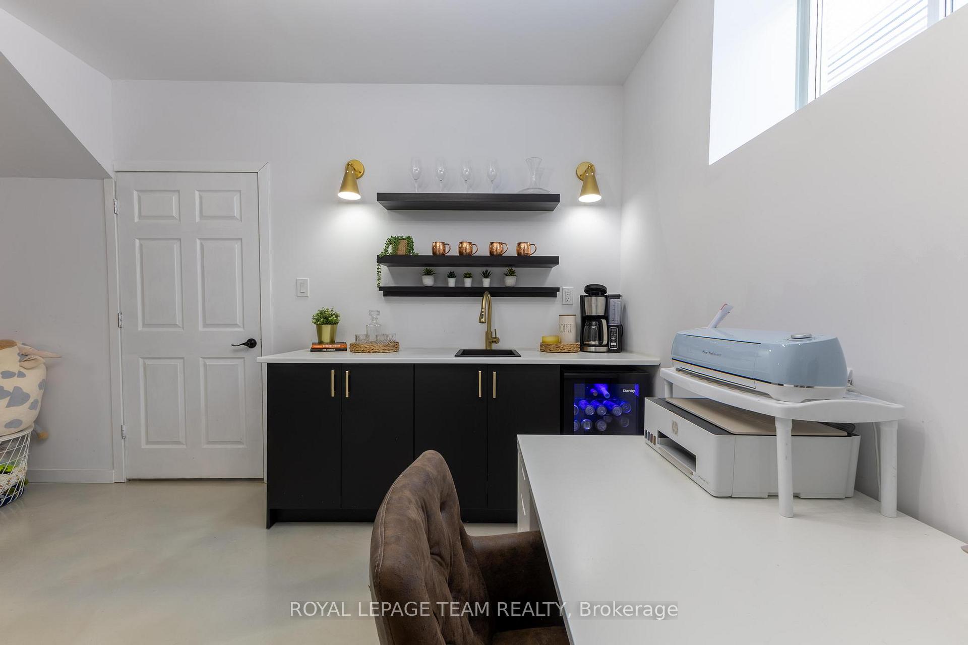 Photo 17 of 178 Tom Gavinski Street, Arnprior — HOMEH