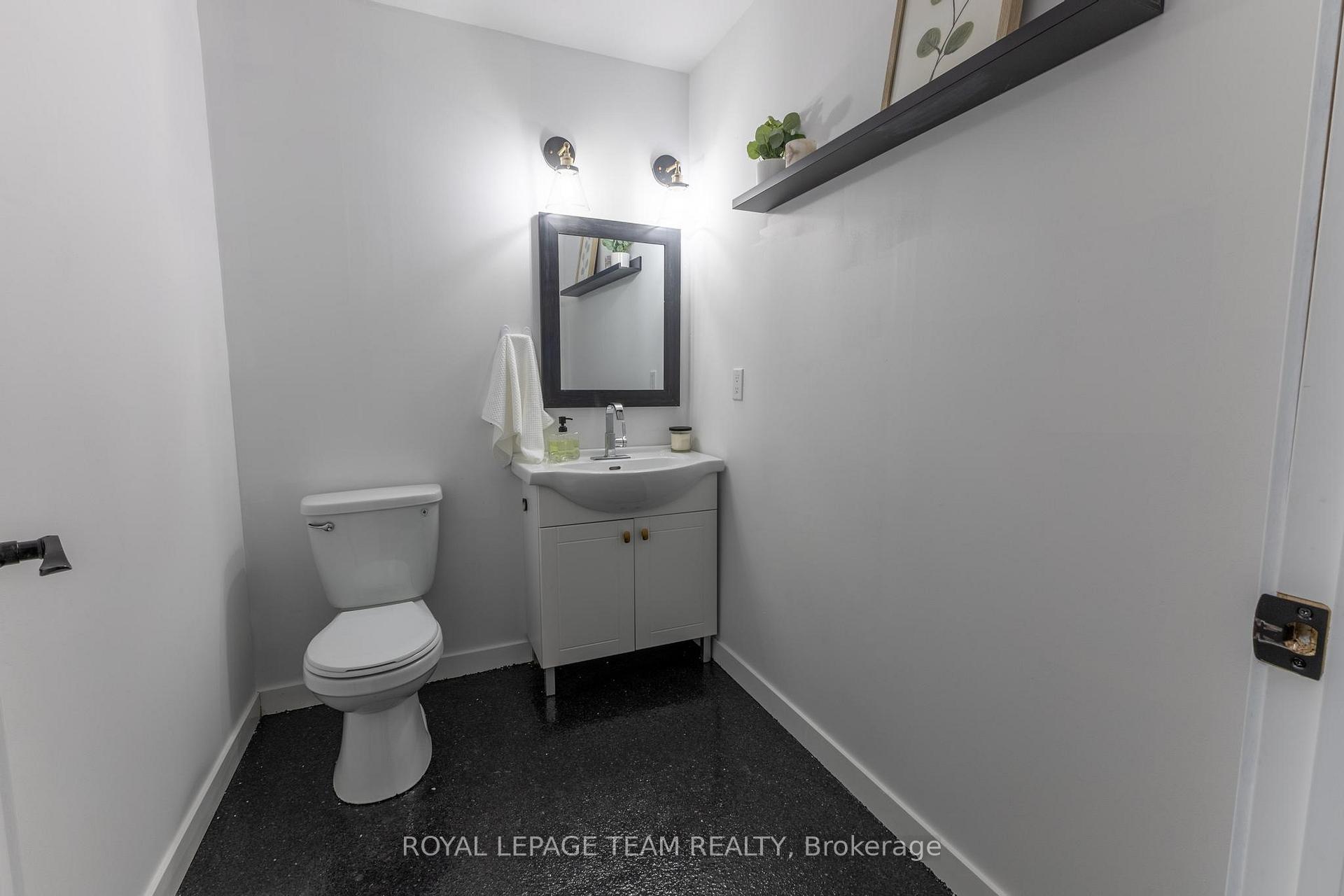 Photo 21 of 178 Tom Gavinski Street, Arnprior — HOMEH
