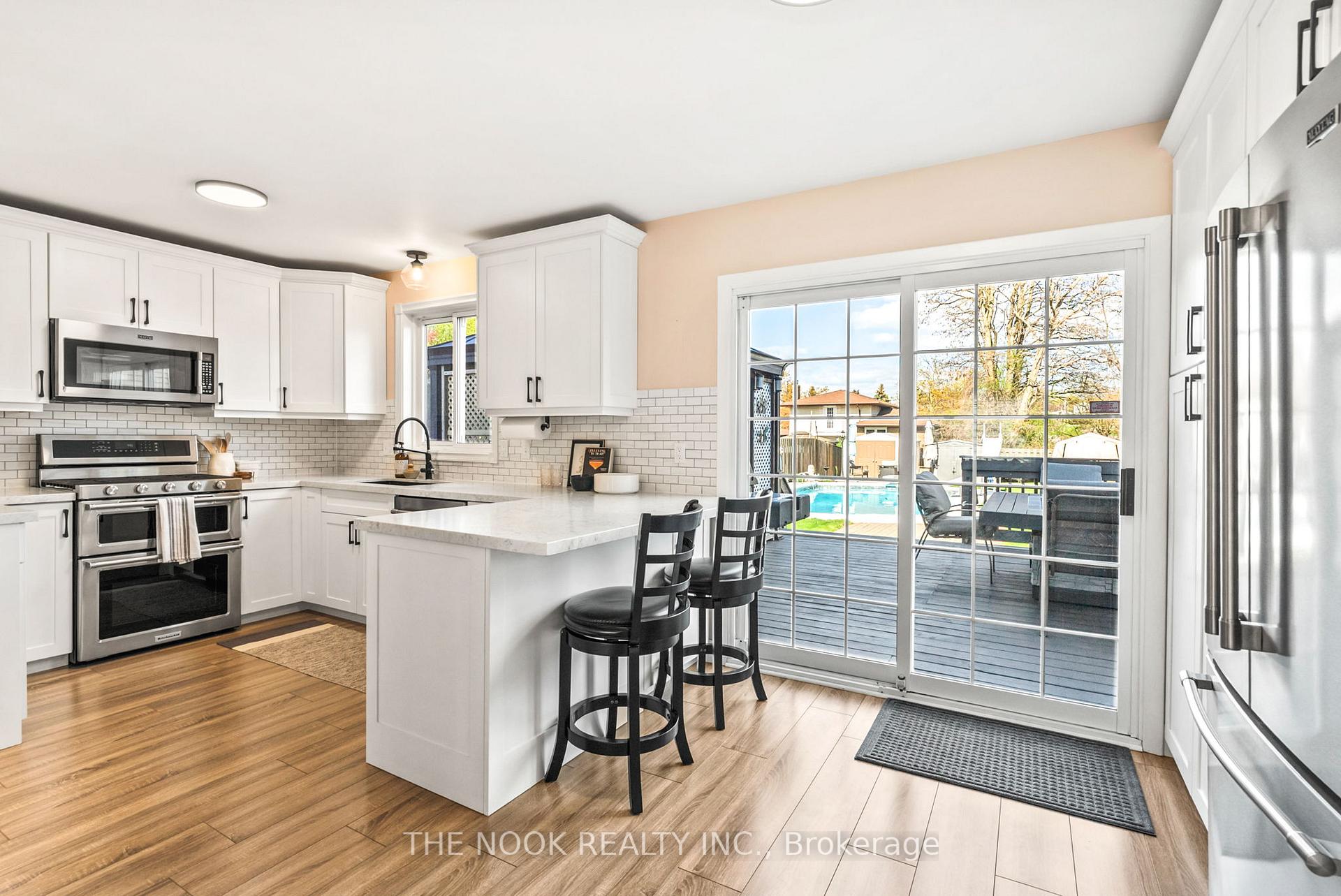 Photo 11 of 541 Laval Street, Oshawa, Vanier — HOMEH