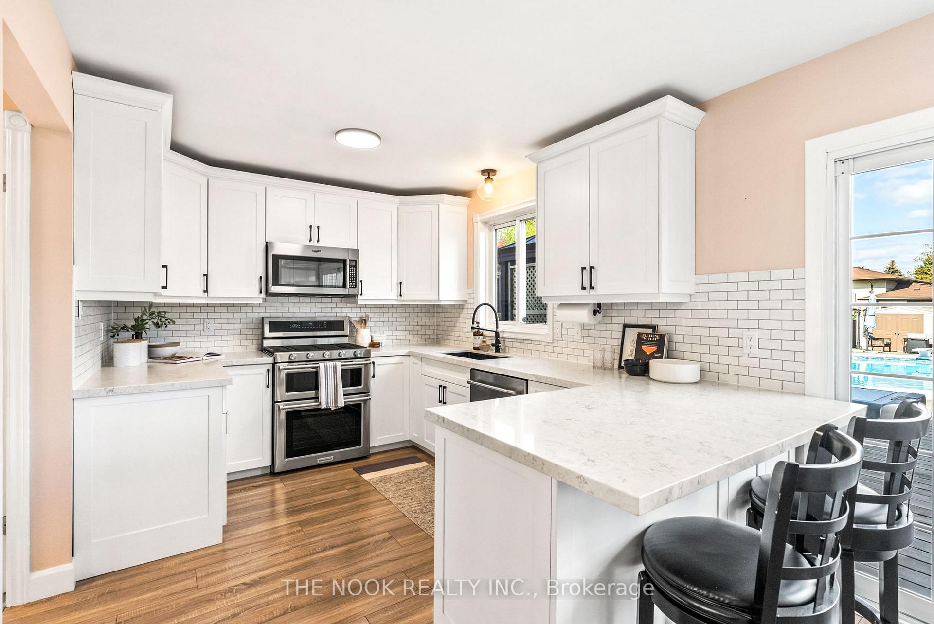 Photo 12 of 541 Laval Street, Oshawa, Vanier — HOMEH