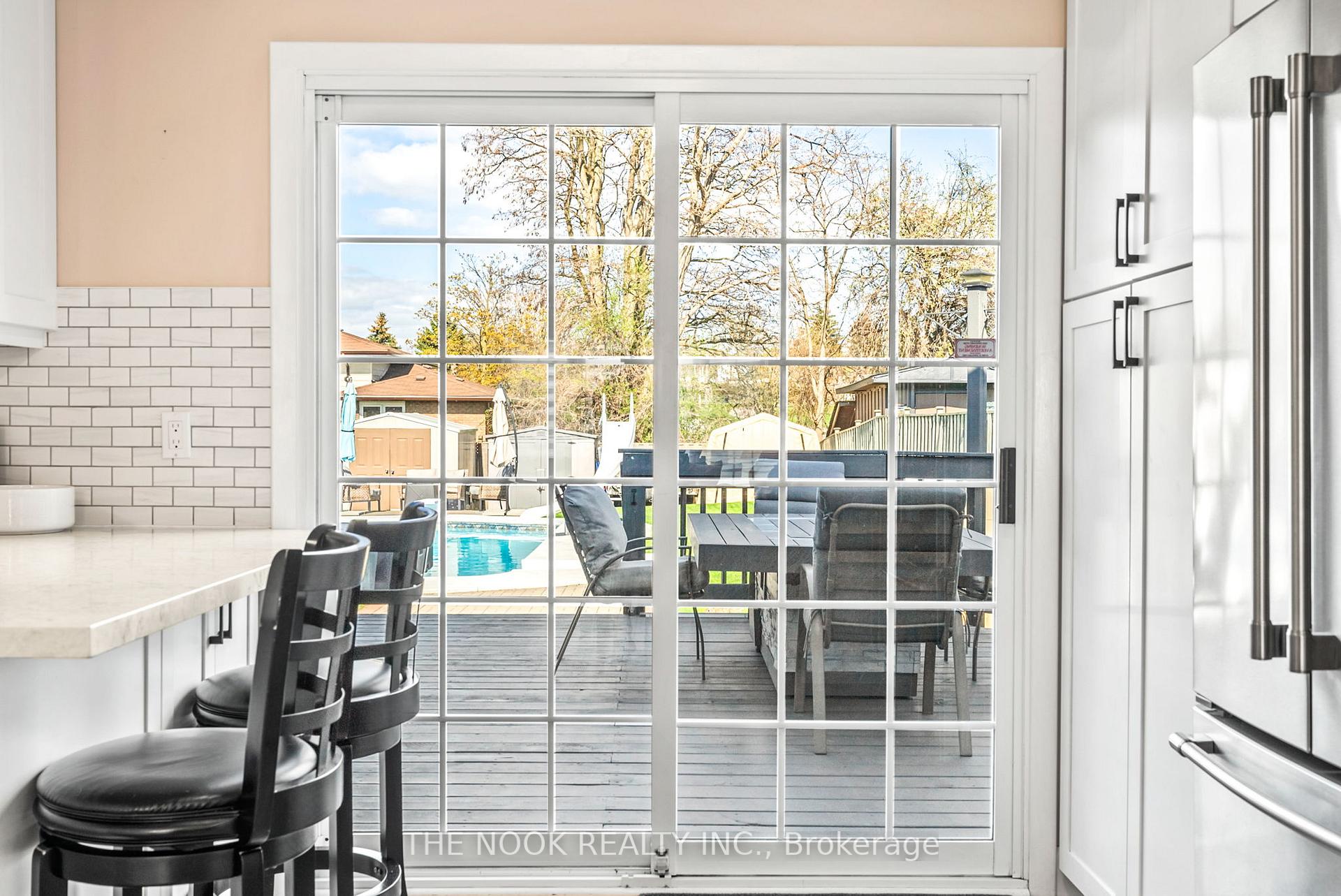 Photo 13 of 541 Laval Street, Oshawa, Vanier — HOMEH