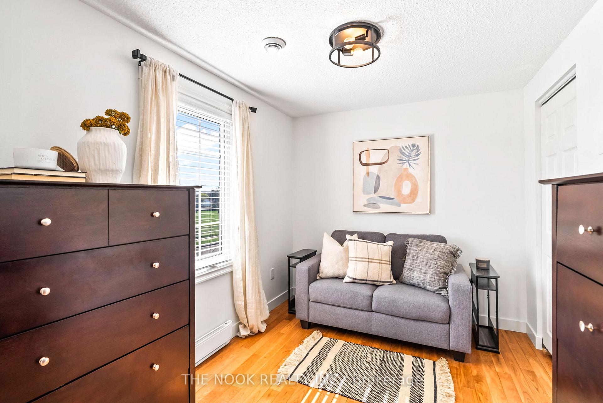 Photo 20 of 541 Laval Street, Oshawa, Vanier — HOMEH