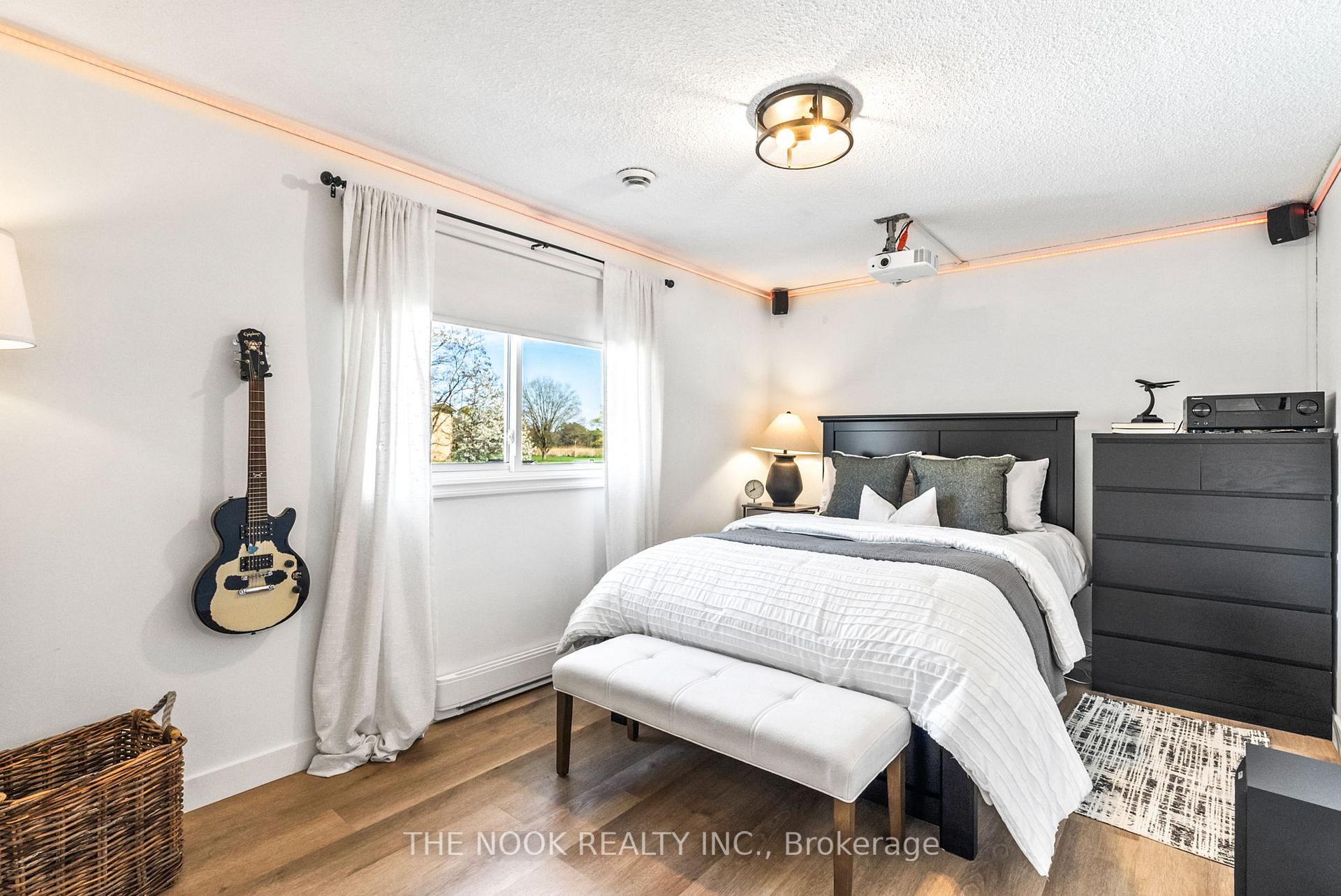 Photo 22 of 541 Laval Street, Oshawa, Vanier — HOMEH