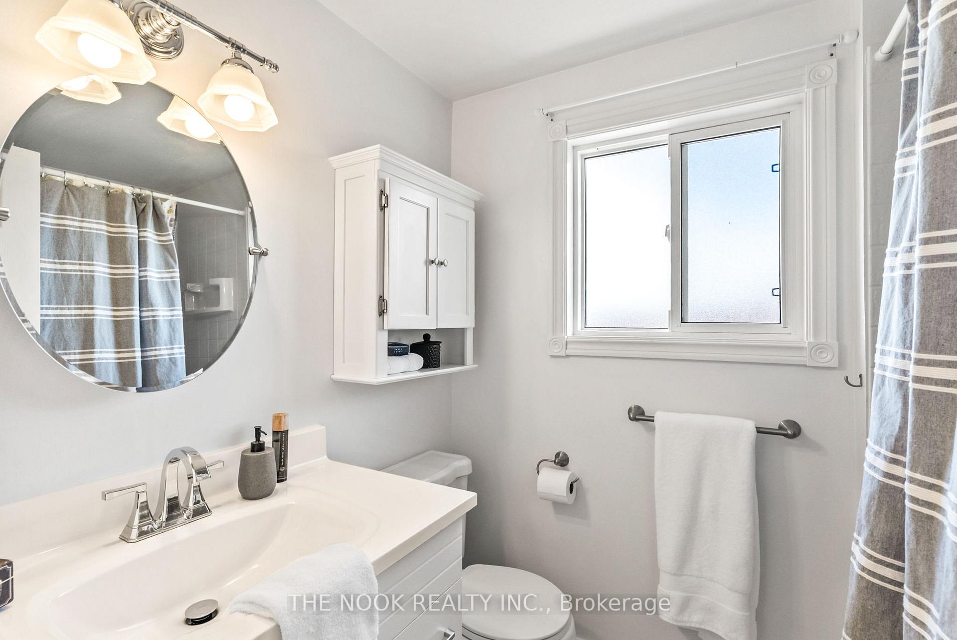 Photo 26 of 541 Laval Street, Oshawa, Vanier — HOMEH